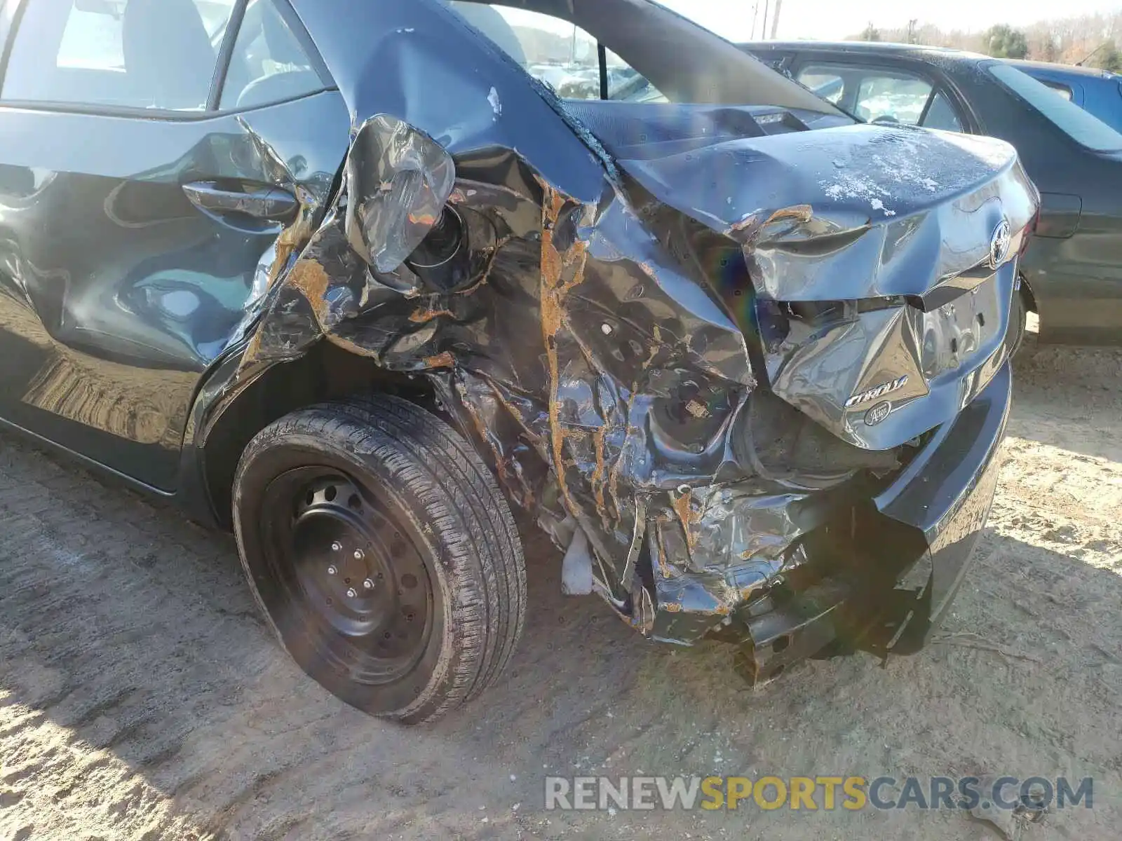 9 Photograph of a damaged car 2T1BURHE7KC180541 TOYOTA COROLLA 2019