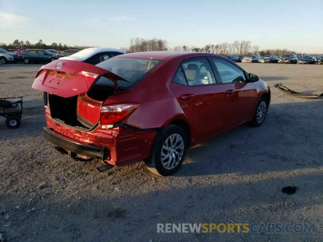 4 Photograph of a damaged car 2T1BURHE7KC181172 TOYOTA COROLLA 2019