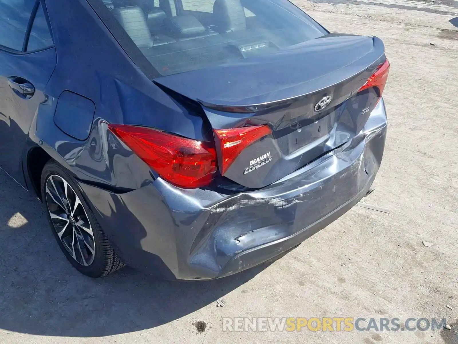 9 Photograph of a damaged car 2T1BURHE7KC181530 TOYOTA COROLLA 2019