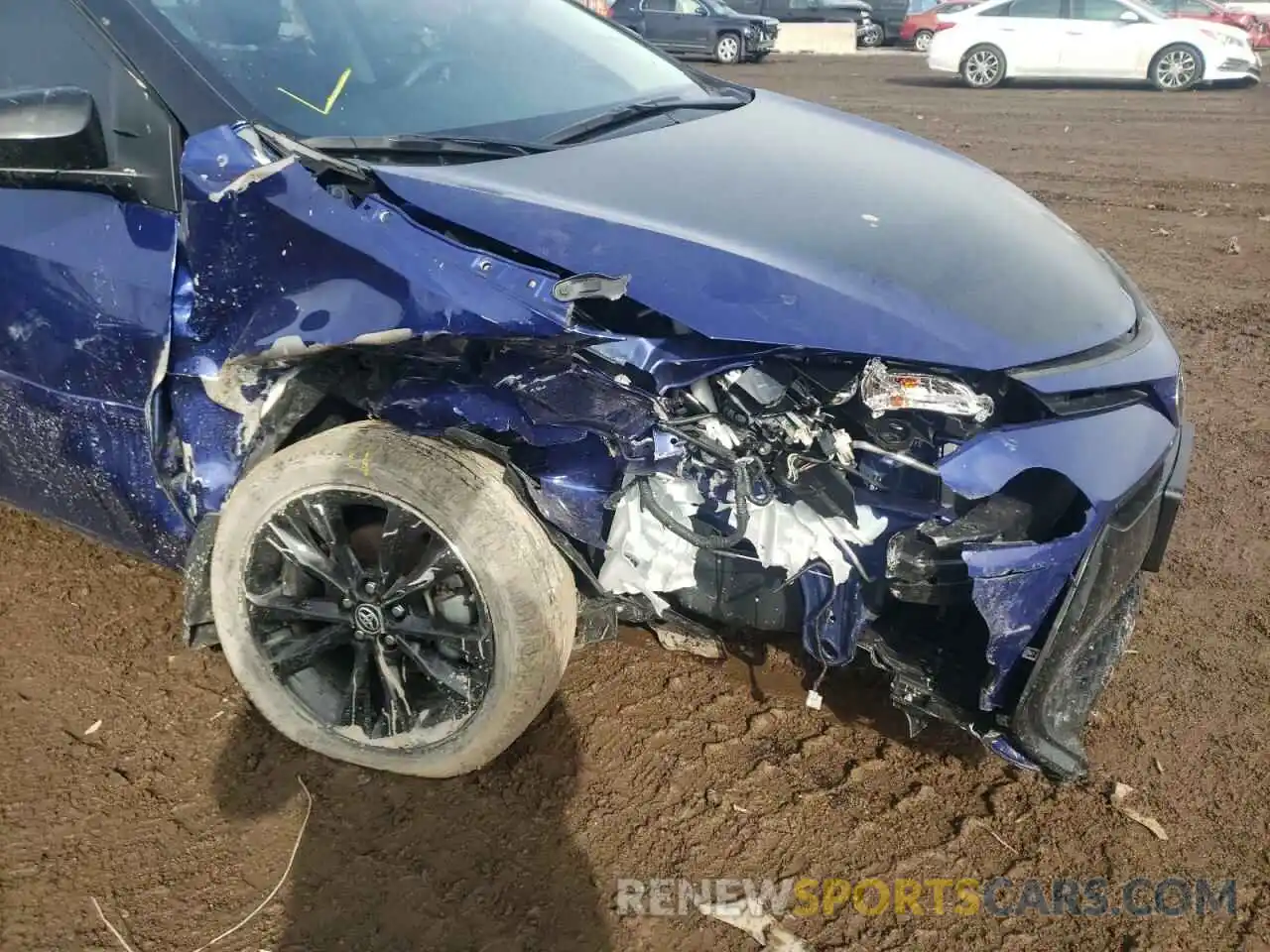 9 Photograph of a damaged car 2T1BURHE7KC182354 TOYOTA COROLLA 2019