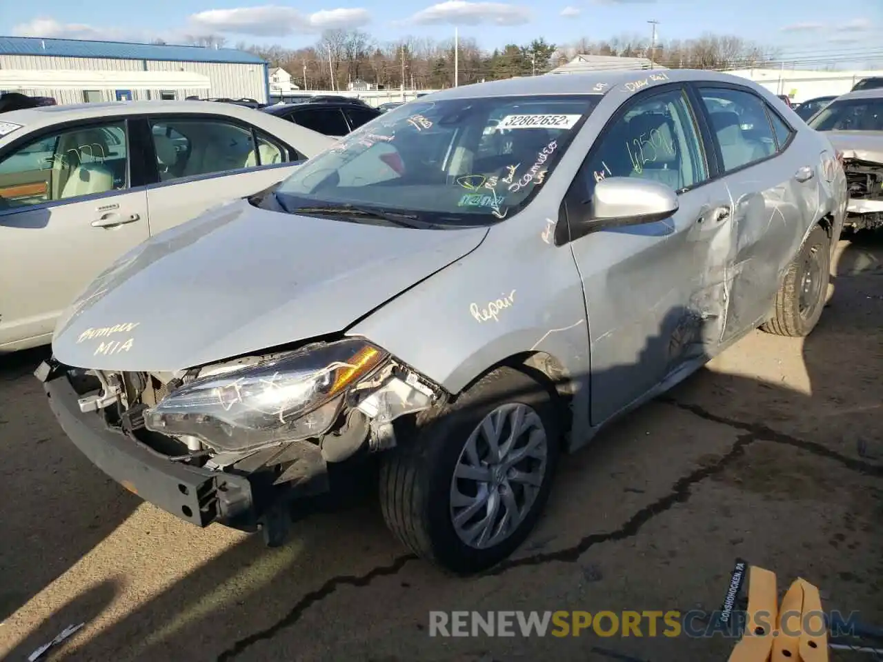 2 Photograph of a damaged car 2T1BURHE7KC182452 TOYOTA COROLLA 2019