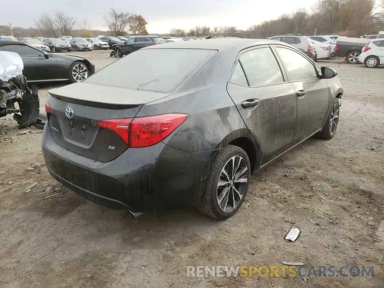 4 Photograph of a damaged car 2T1BURHE7KC182810 TOYOTA COROLLA 2019