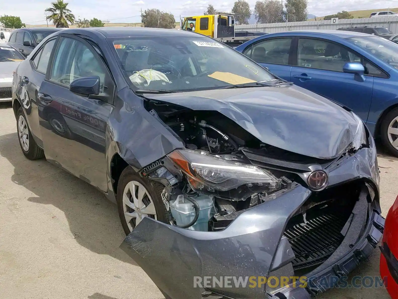 1 Photograph of a damaged car 2T1BURHE7KC182998 TOYOTA COROLLA 2019