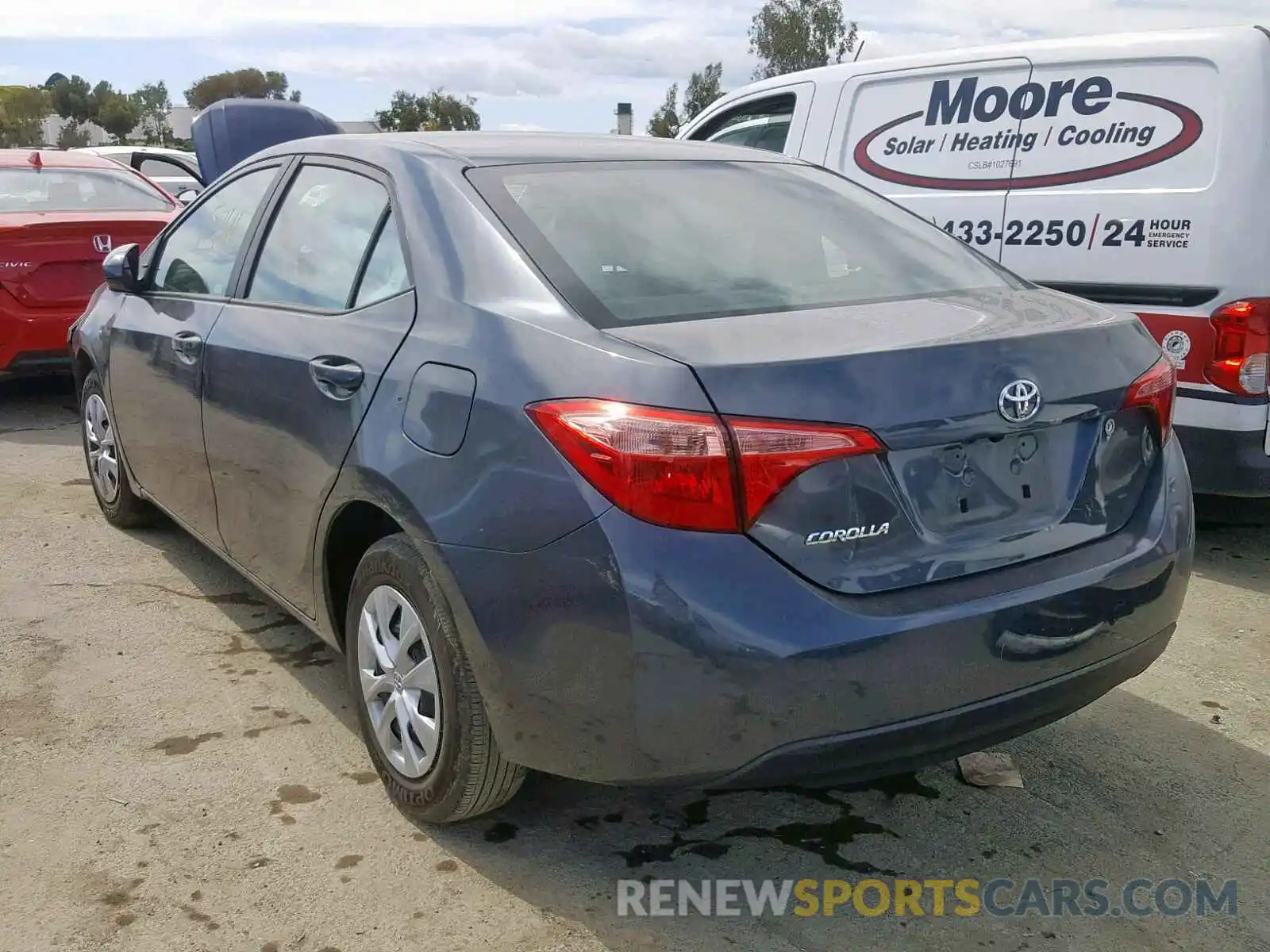 3 Photograph of a damaged car 2T1BURHE7KC182998 TOYOTA COROLLA 2019