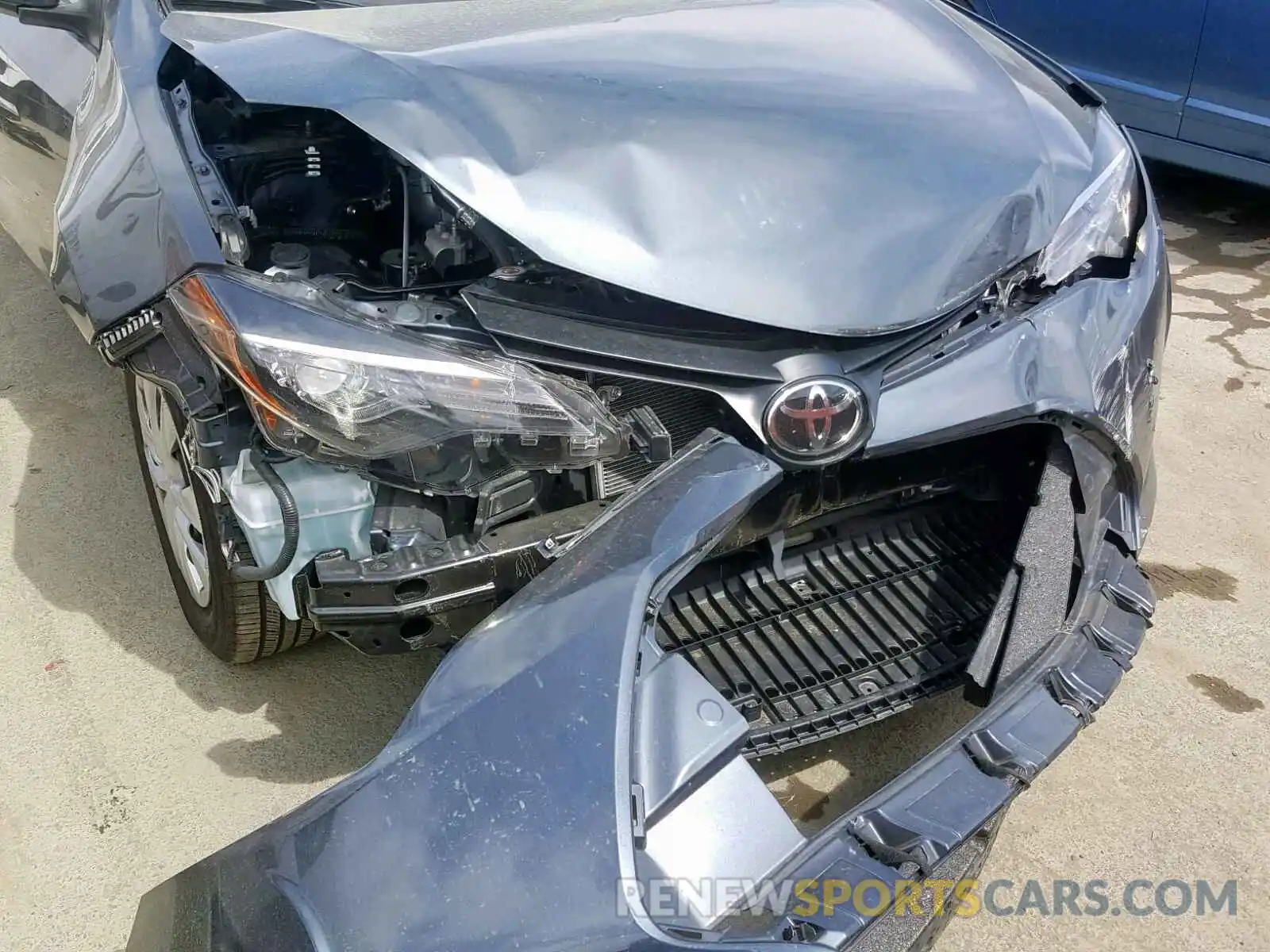 9 Photograph of a damaged car 2T1BURHE7KC182998 TOYOTA COROLLA 2019