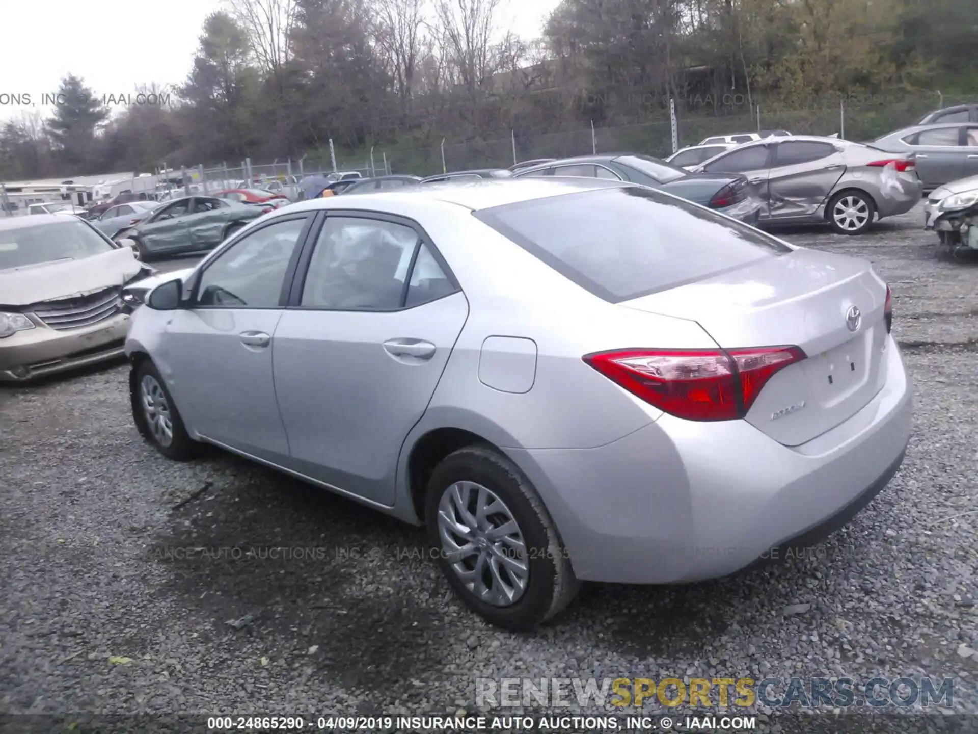 3 Photograph of a damaged car 2T1BURHE7KC185108 TOYOTA COROLLA 2019