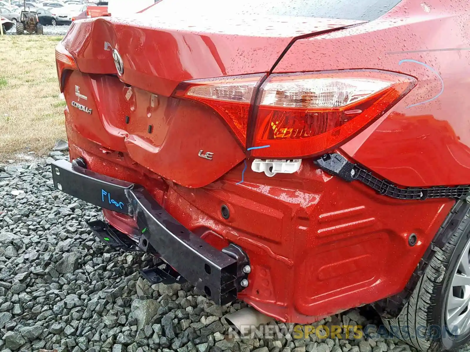 9 Photograph of a damaged car 2T1BURHE7KC185206 TOYOTA COROLLA 2019