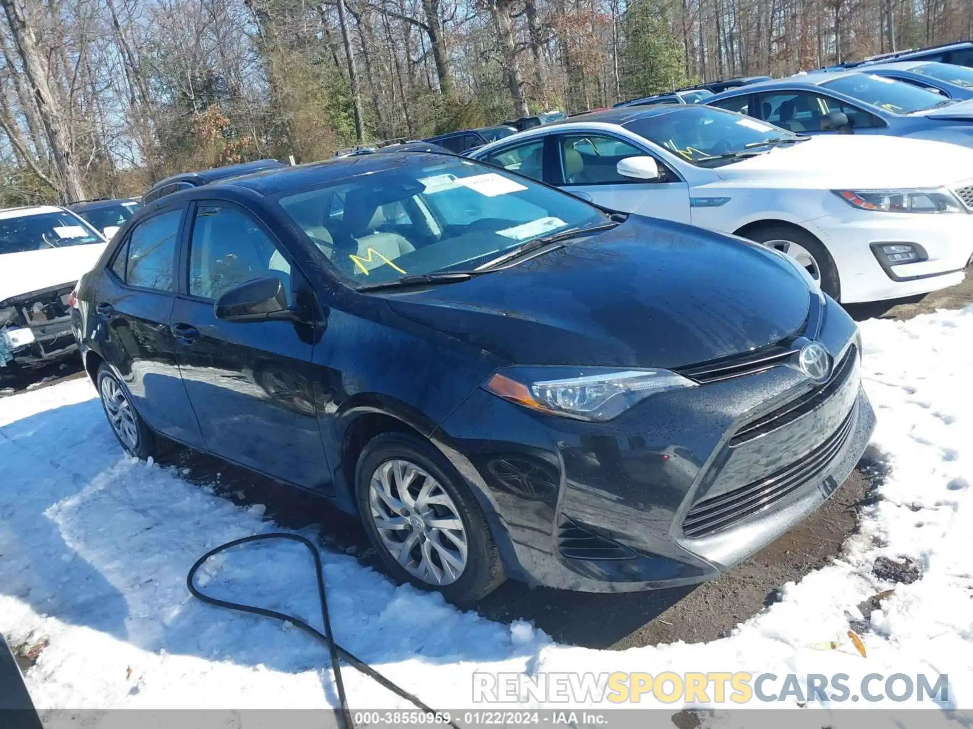 1 Photograph of a damaged car 2T1BURHE7KC185643 TOYOTA COROLLA 2019