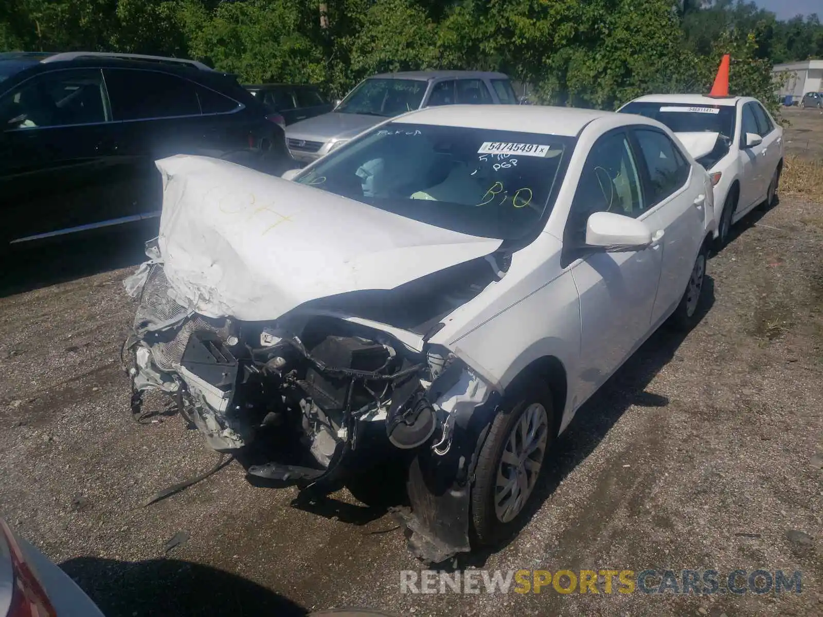 2 Photograph of a damaged car 2T1BURHE7KC185710 TOYOTA COROLLA 2019