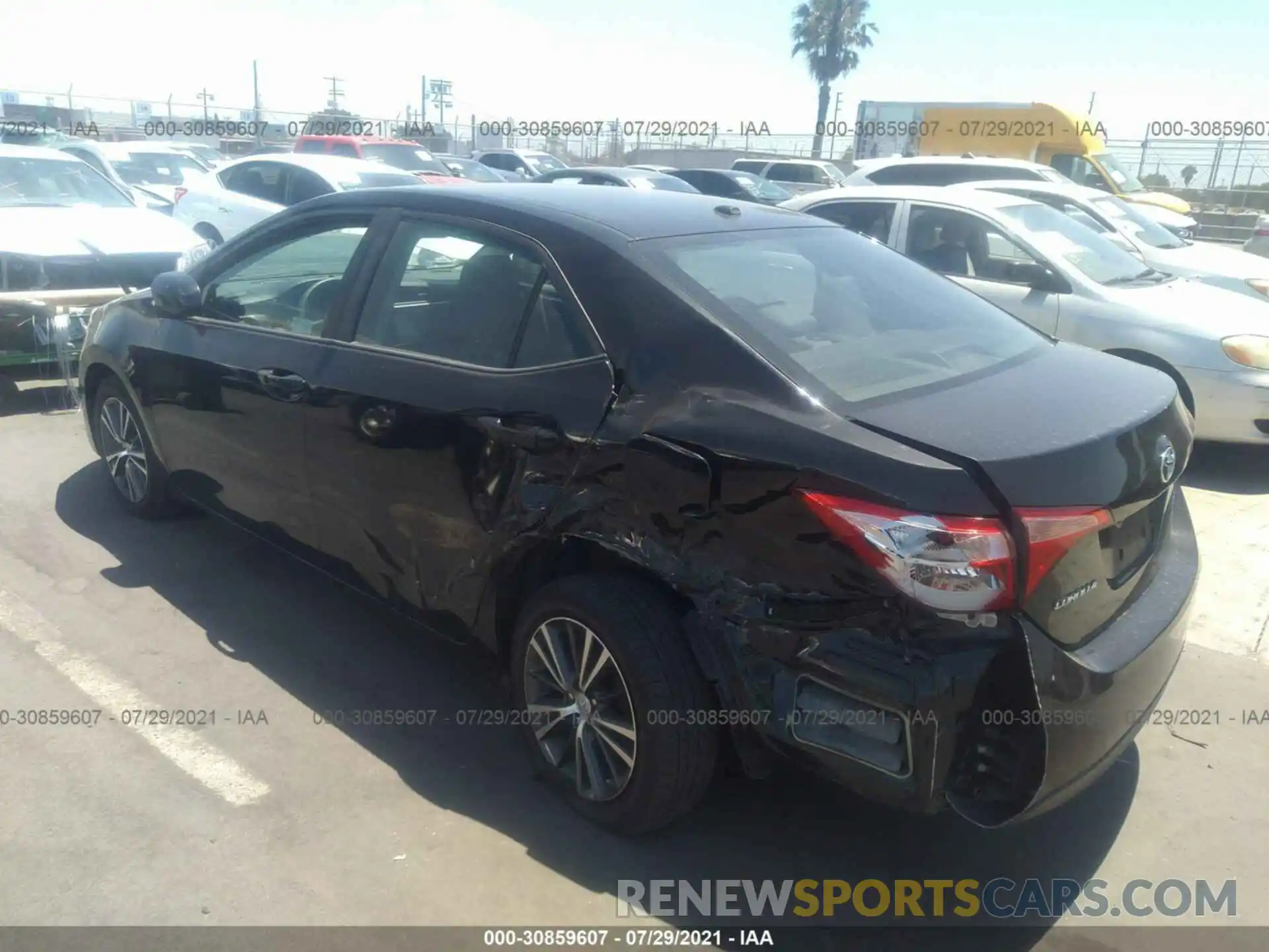 3 Photograph of a damaged car 2T1BURHE7KC186159 TOYOTA COROLLA 2019