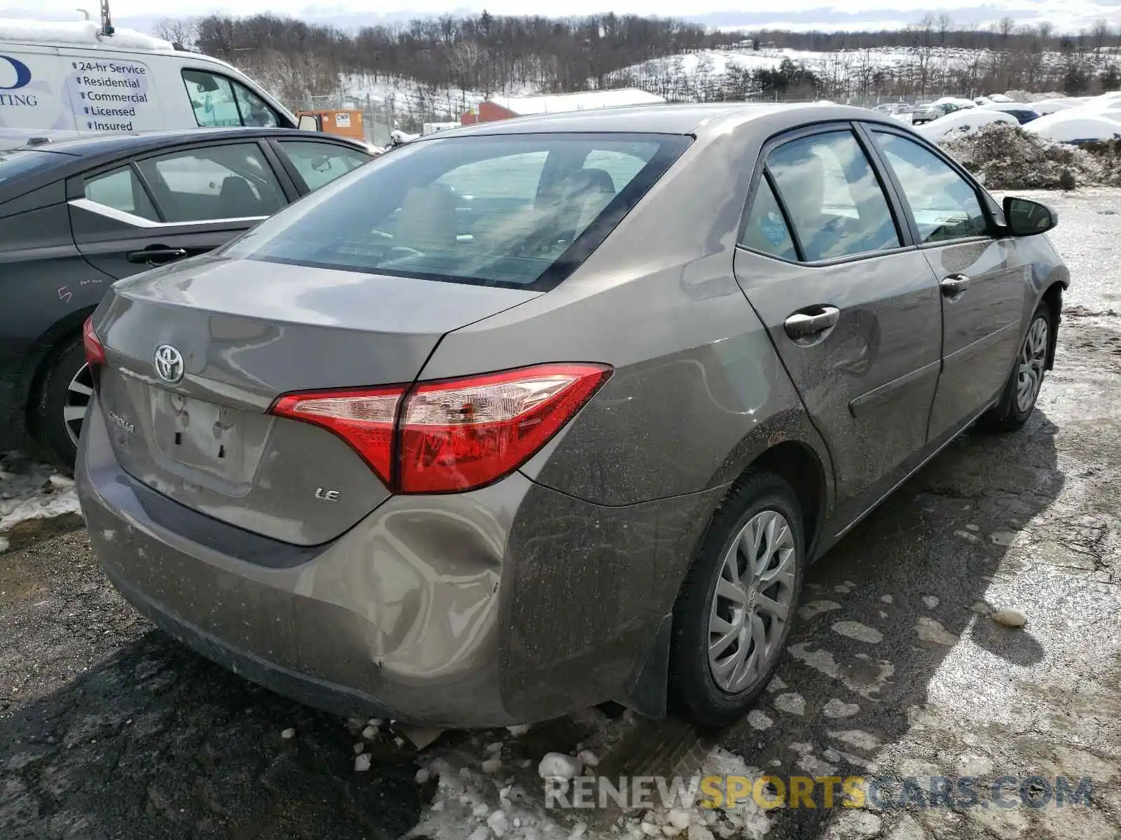 4 Photograph of a damaged car 2T1BURHE7KC187005 TOYOTA COROLLA 2019