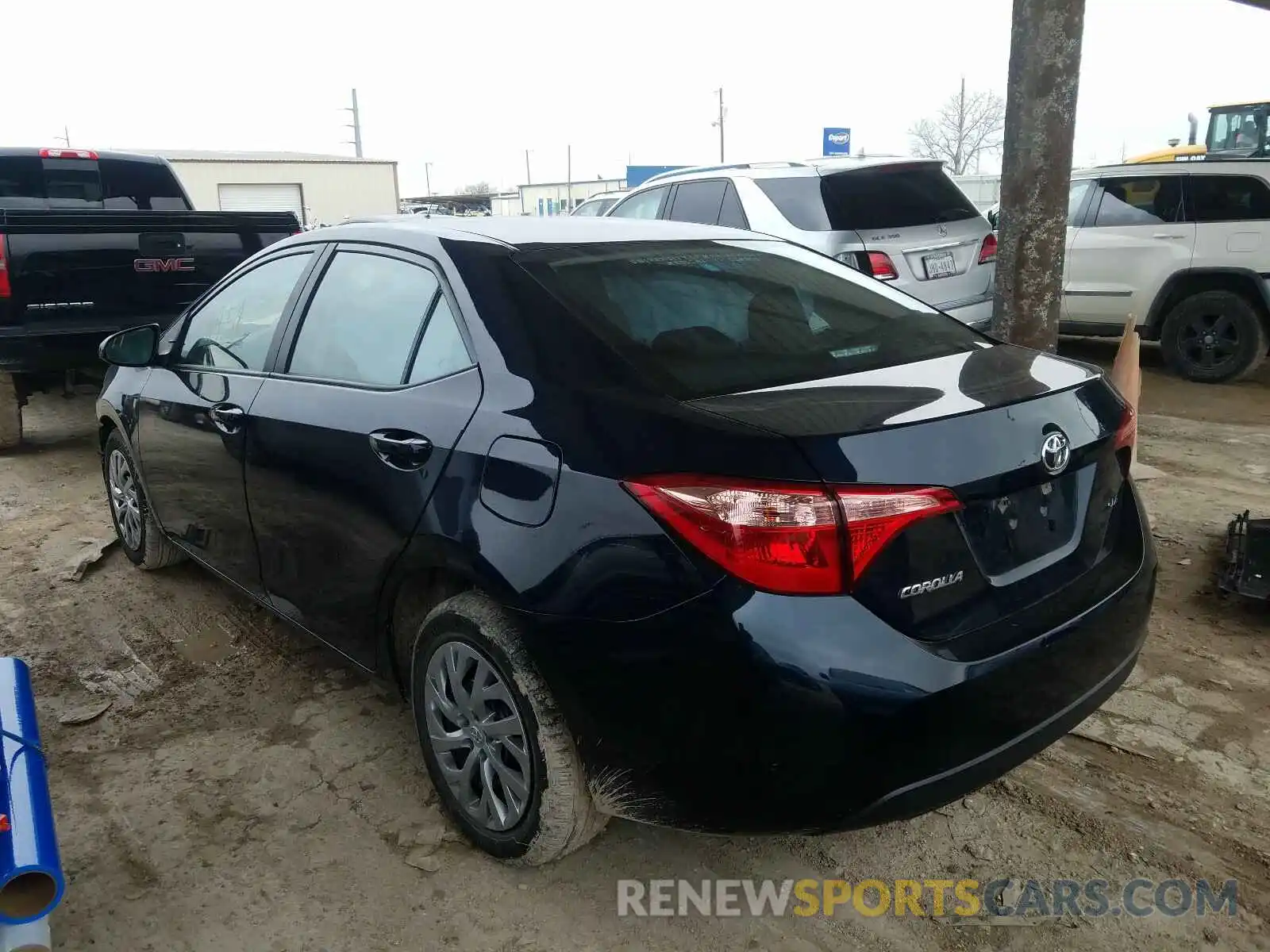 3 Photograph of a damaged car 2T1BURHE7KC187294 TOYOTA COROLLA 2019