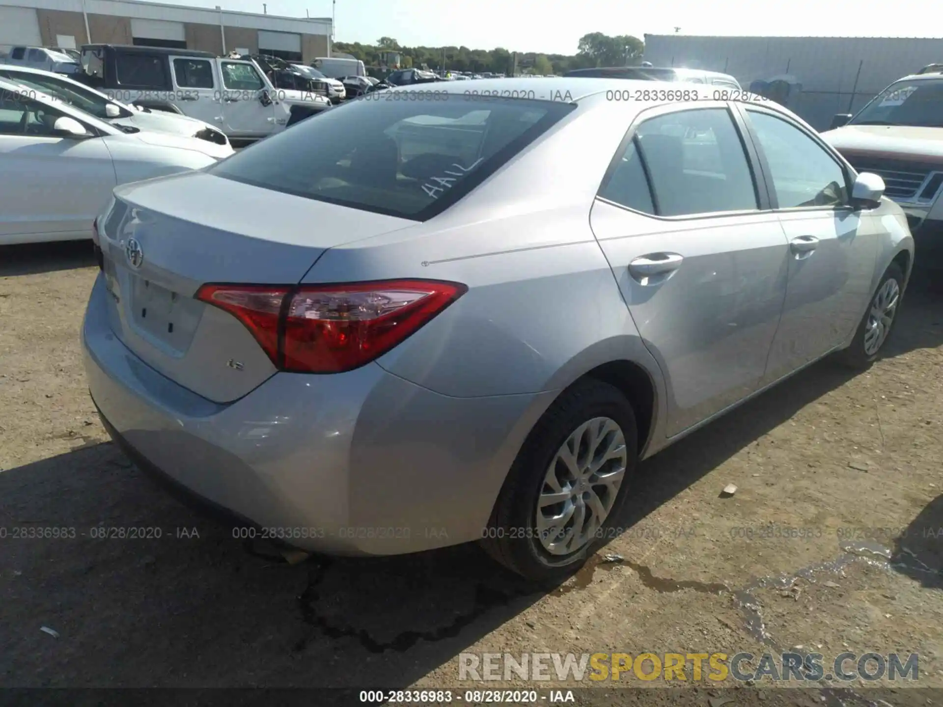 4 Photograph of a damaged car 2T1BURHE7KC187506 TOYOTA COROLLA 2019