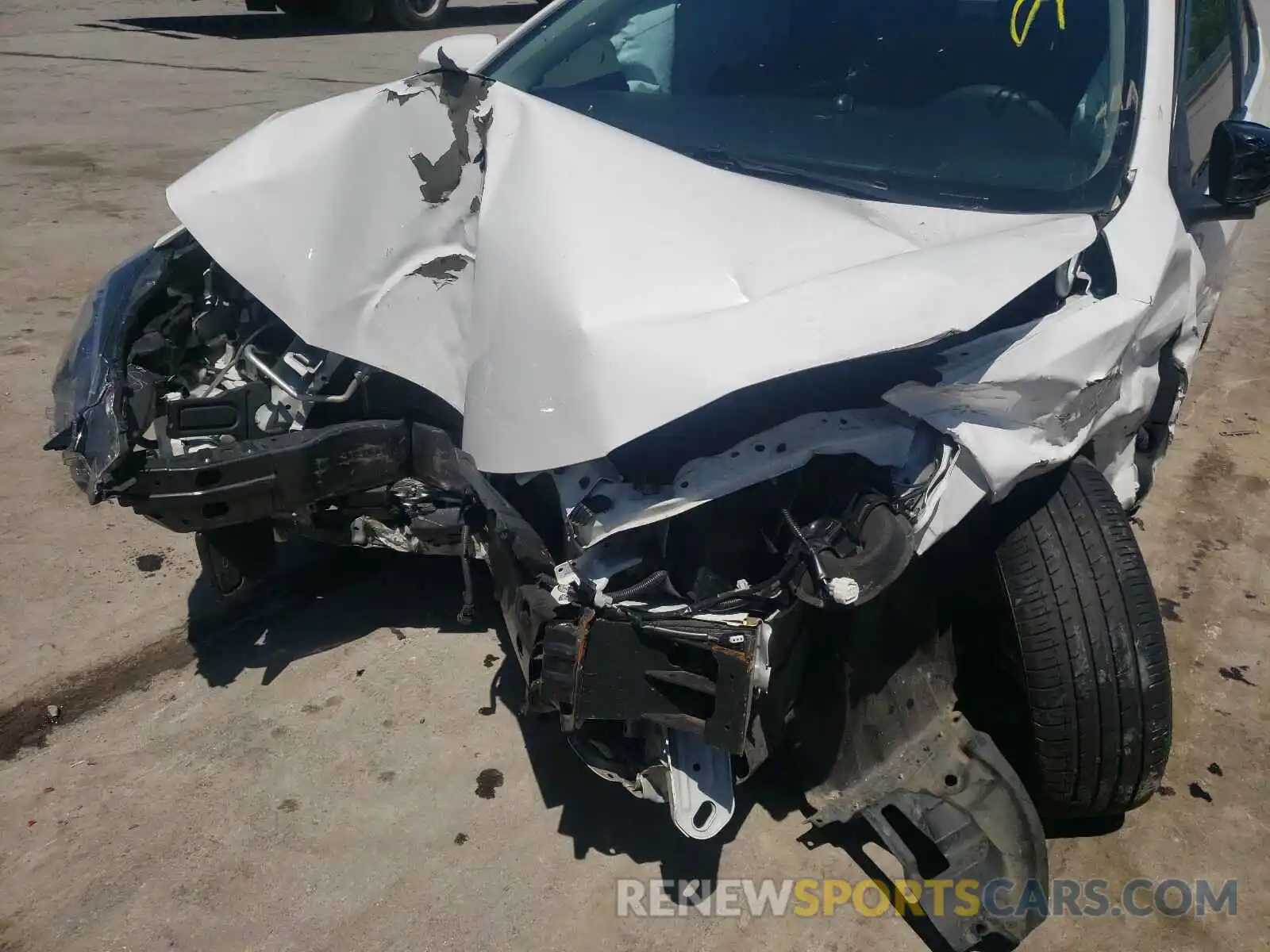 9 Фотография поврежденного автомобиля 2T1BURHE7KC189496 TOYOTA COROLLA 2019