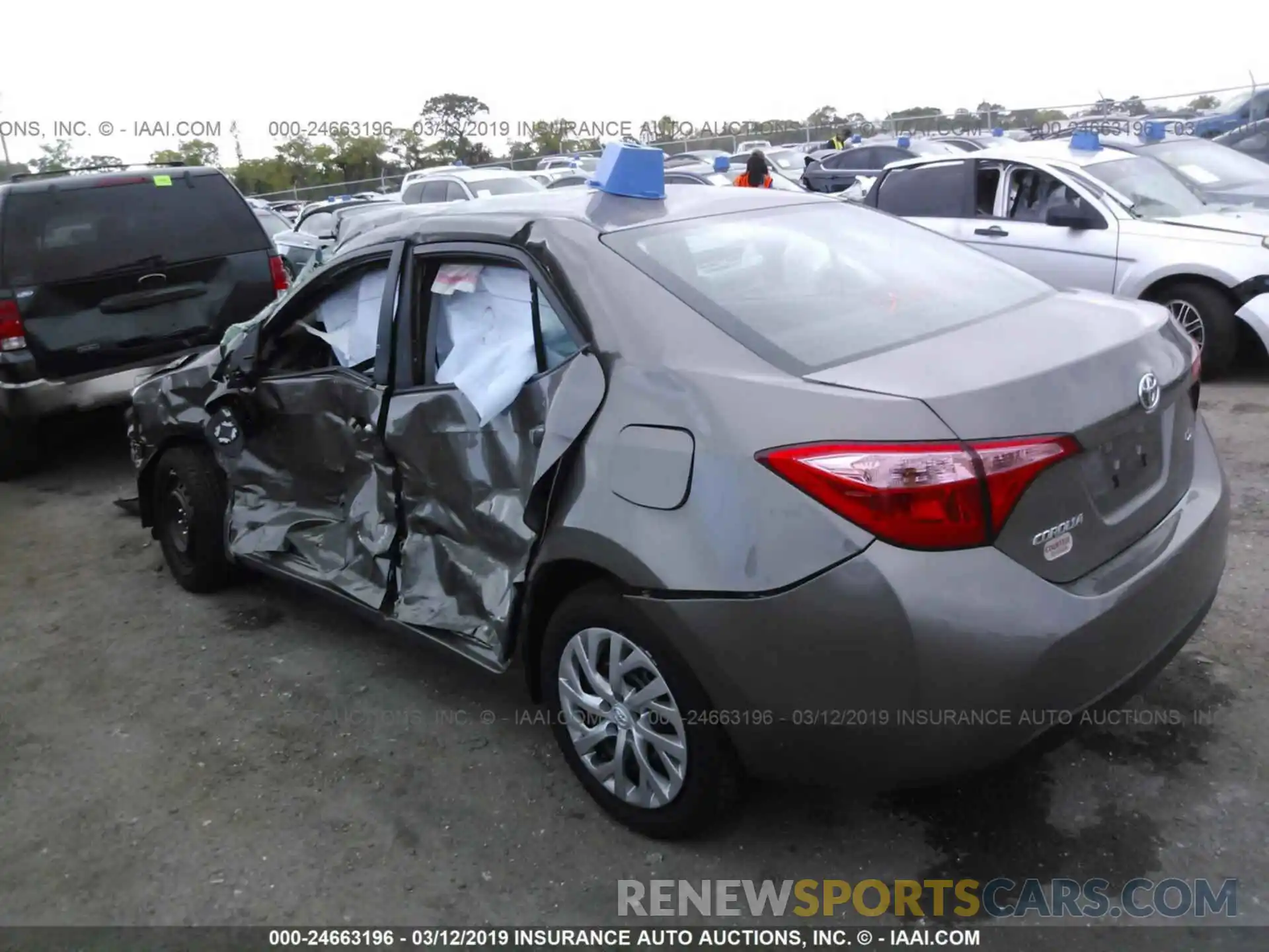 3 Photograph of a damaged car 2T1BURHE7KC190339 TOYOTA COROLLA 2019