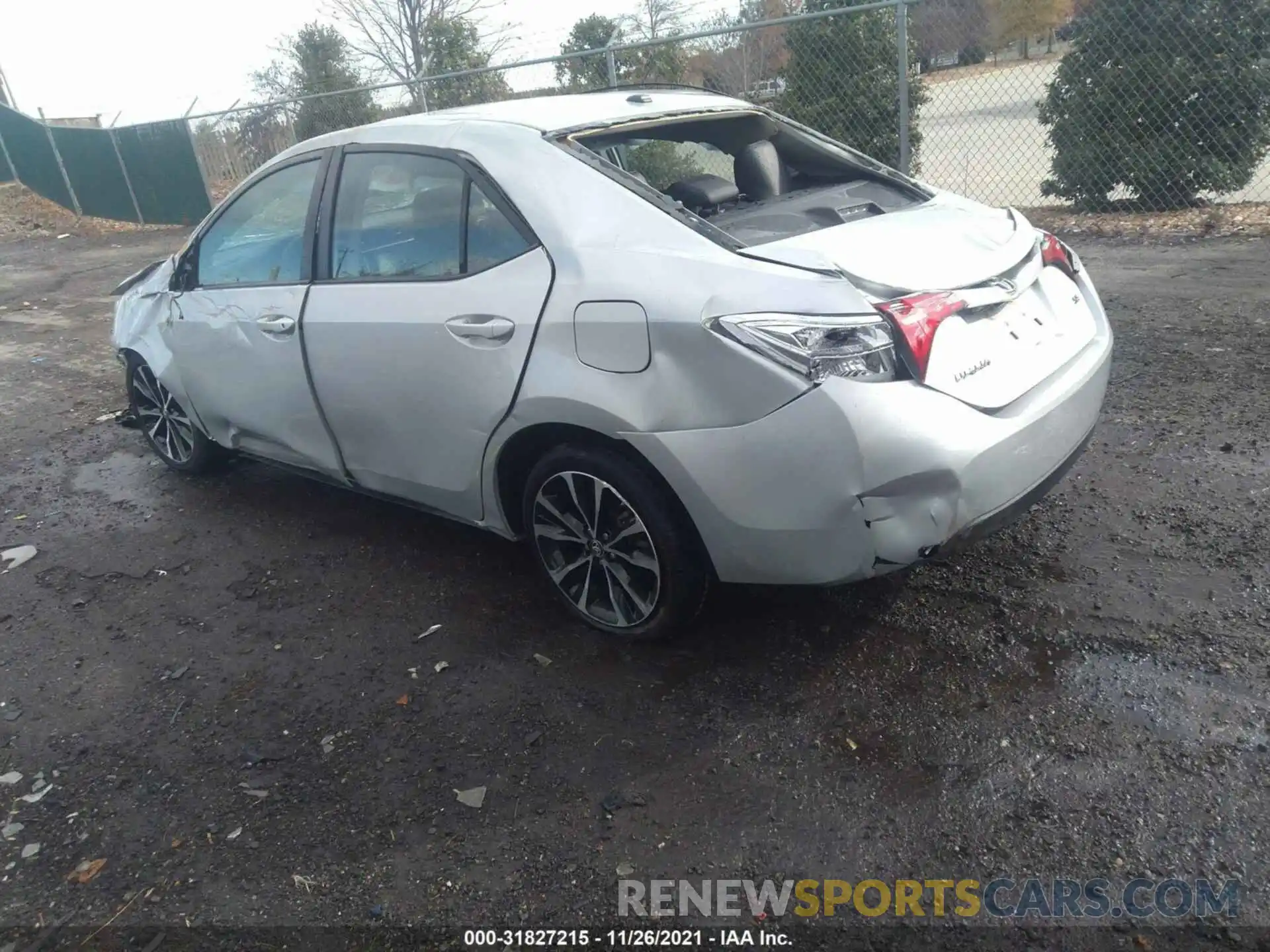 3 Photograph of a damaged car 2T1BURHE7KC191006 TOYOTA COROLLA 2019