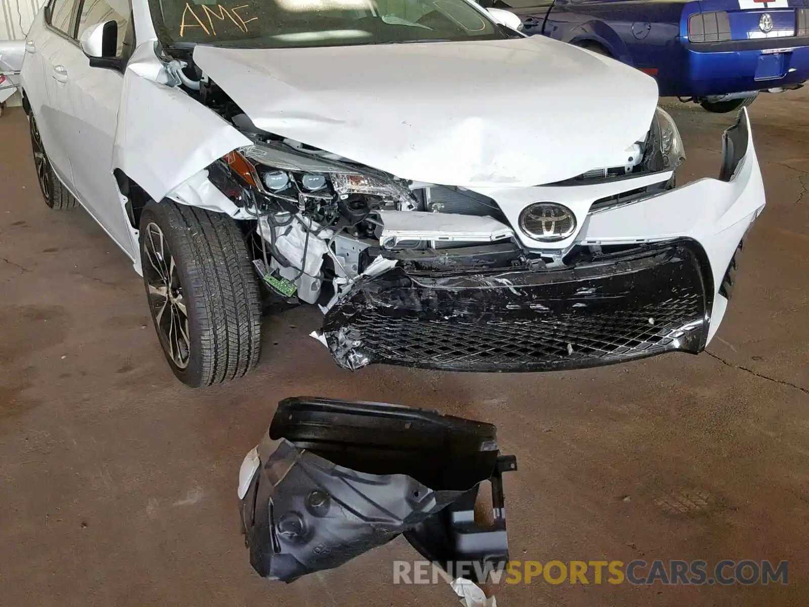 9 Photograph of a damaged car 2T1BURHE7KC192687 TOYOTA COROLLA 2019