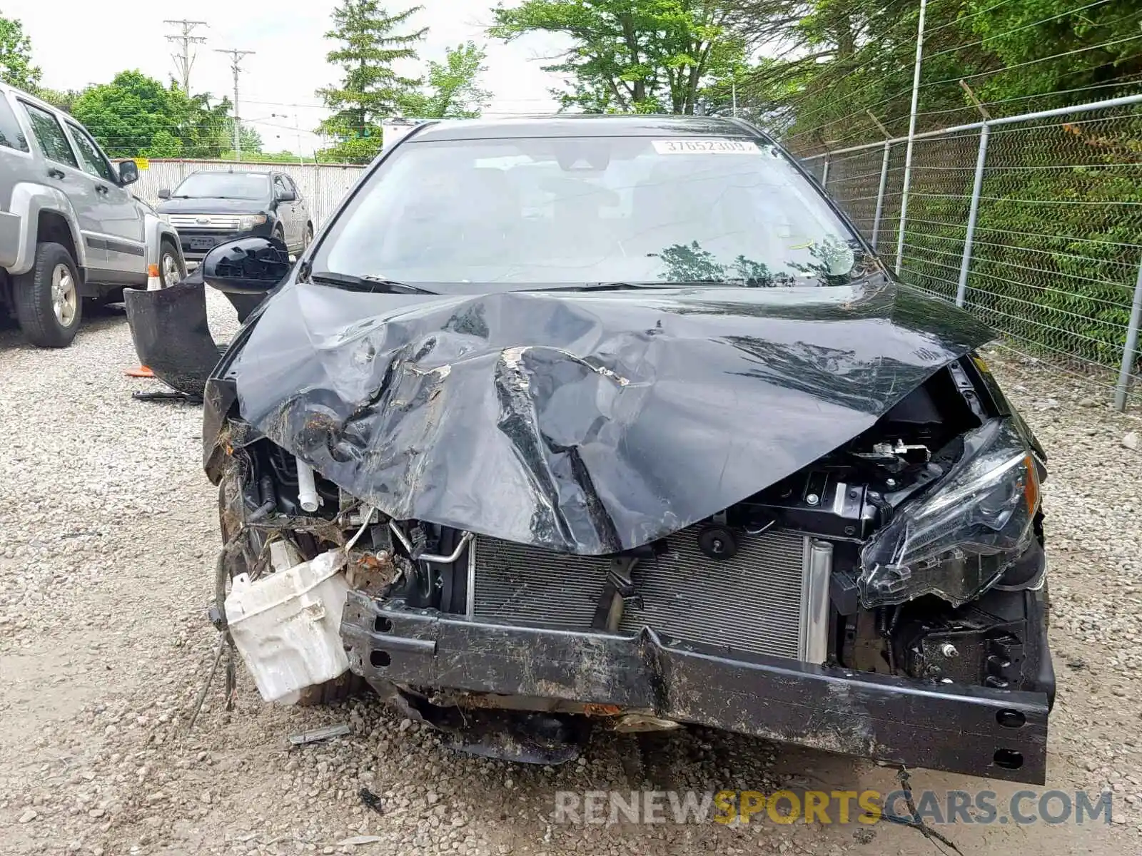 9 Photograph of a damaged car 2T1BURHE7KC194701 TOYOTA COROLLA 2019