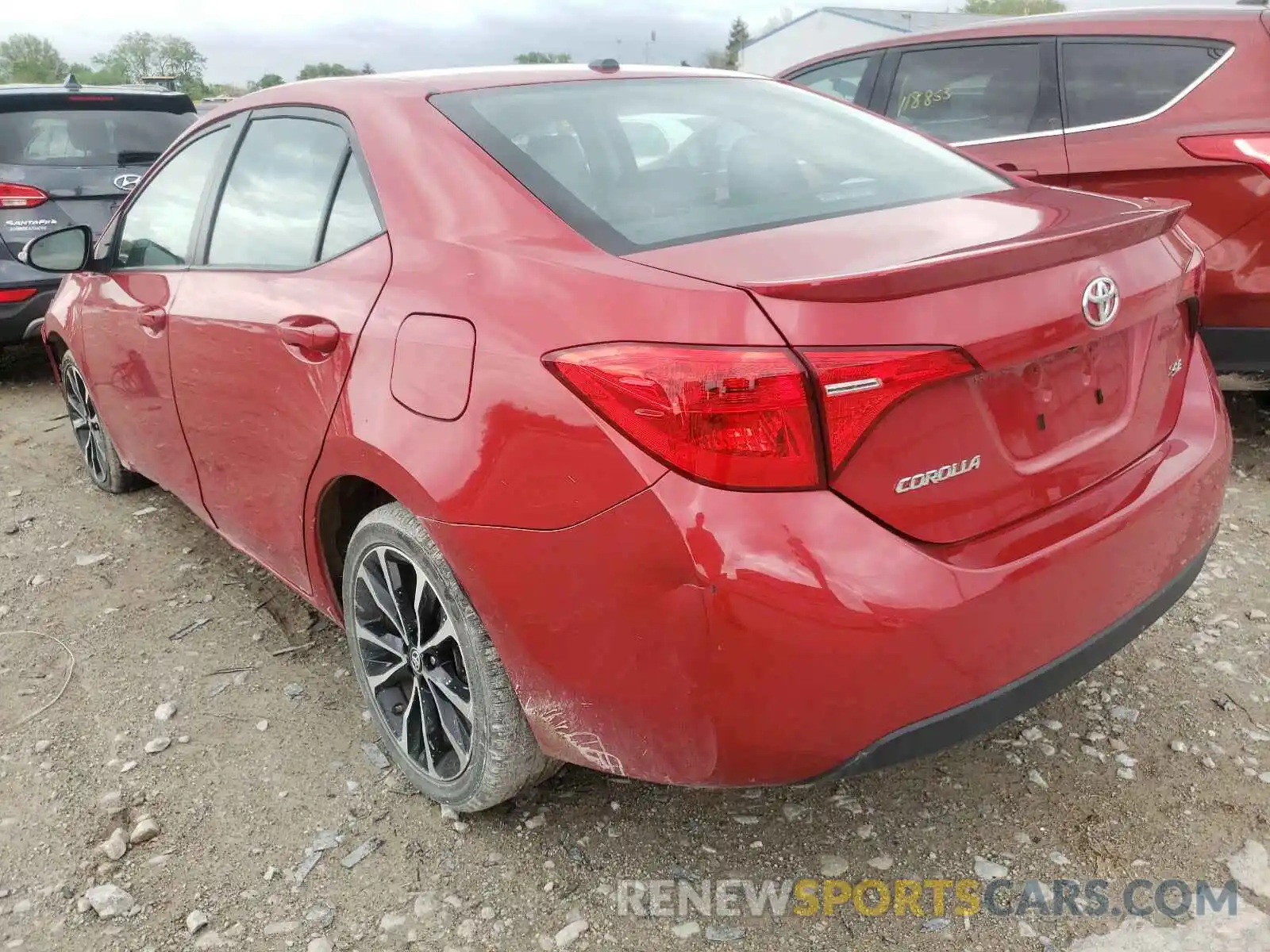 3 Photograph of a damaged car 2T1BURHE7KC197131 TOYOTA COROLLA 2019