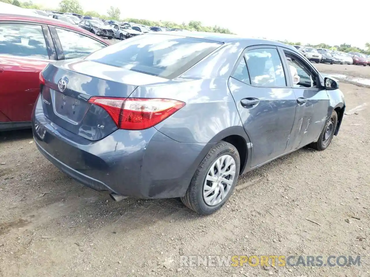 4 Photograph of a damaged car 2T1BURHE7KC197212 TOYOTA COROLLA 2019