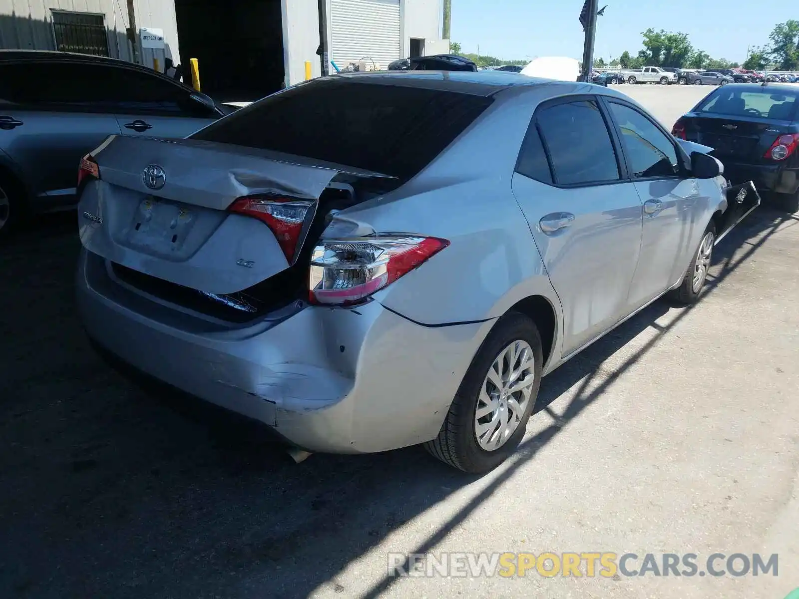 4 Photograph of a damaged car 2T1BURHE7KC197713 TOYOTA COROLLA 2019