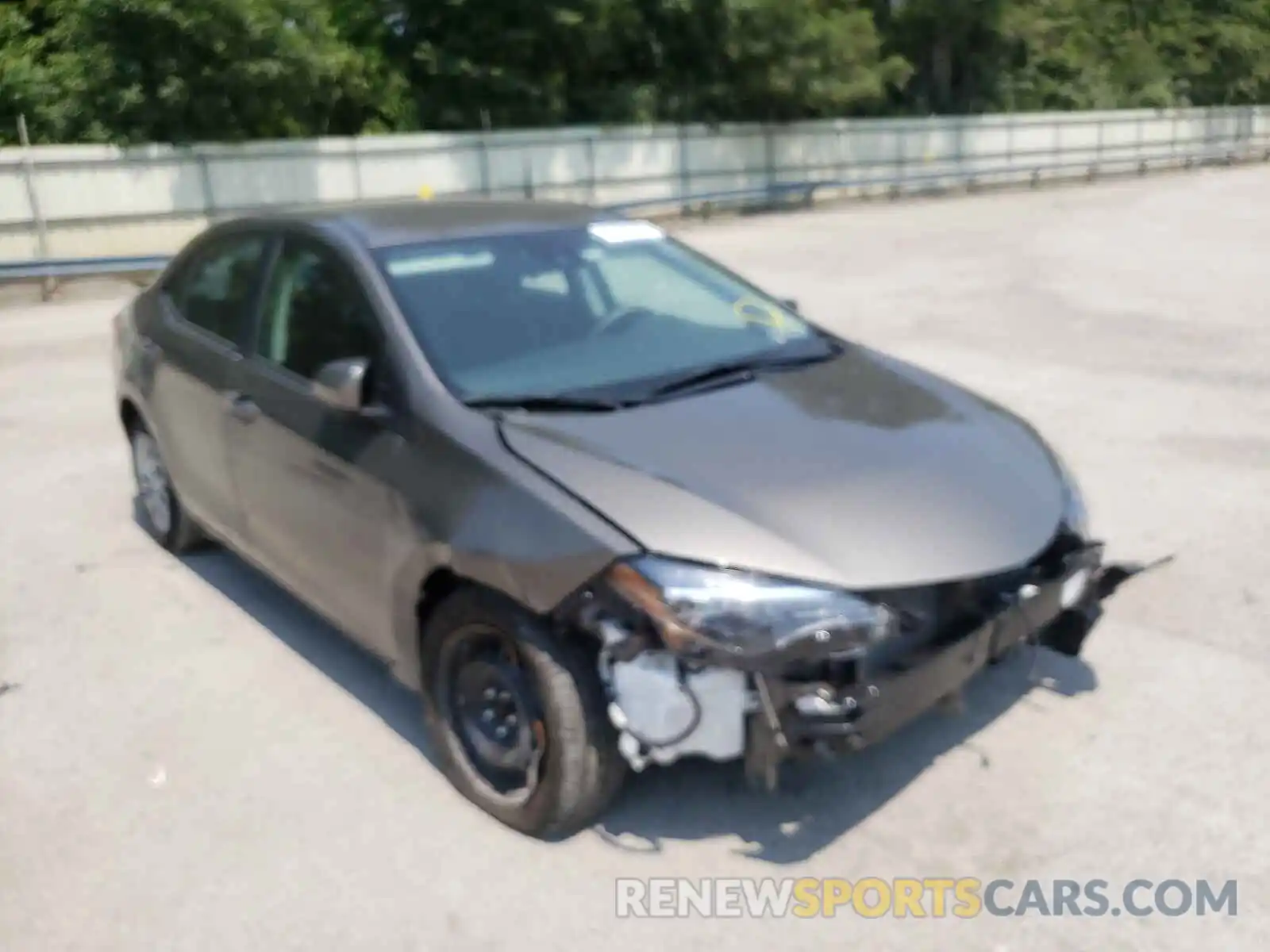 1 Photograph of a damaged car 2T1BURHE7KC198022 TOYOTA COROLLA 2019