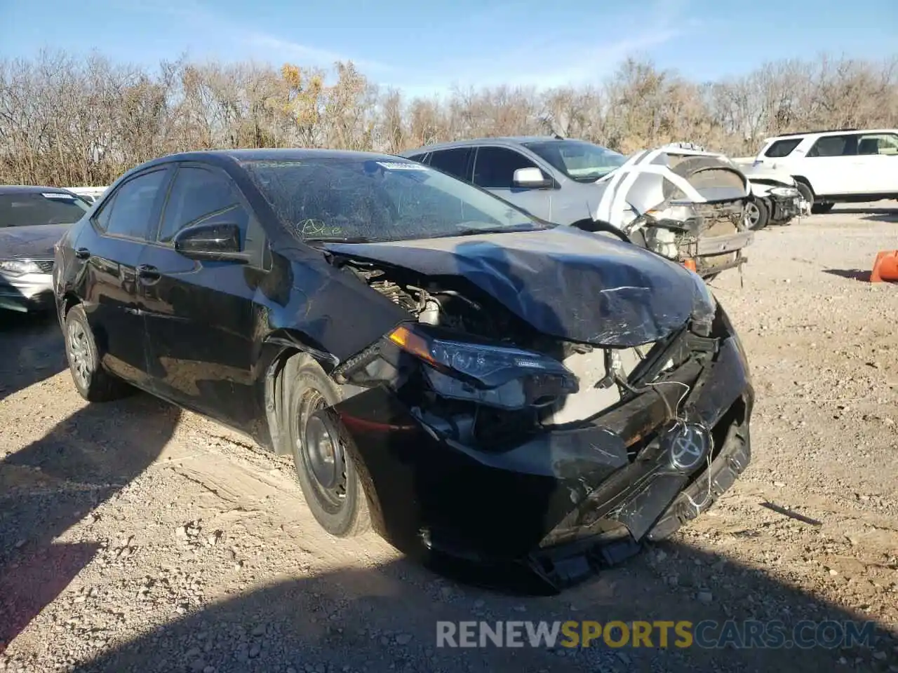 1 Photograph of a damaged car 2T1BURHE7KC198232 TOYOTA COROLLA 2019