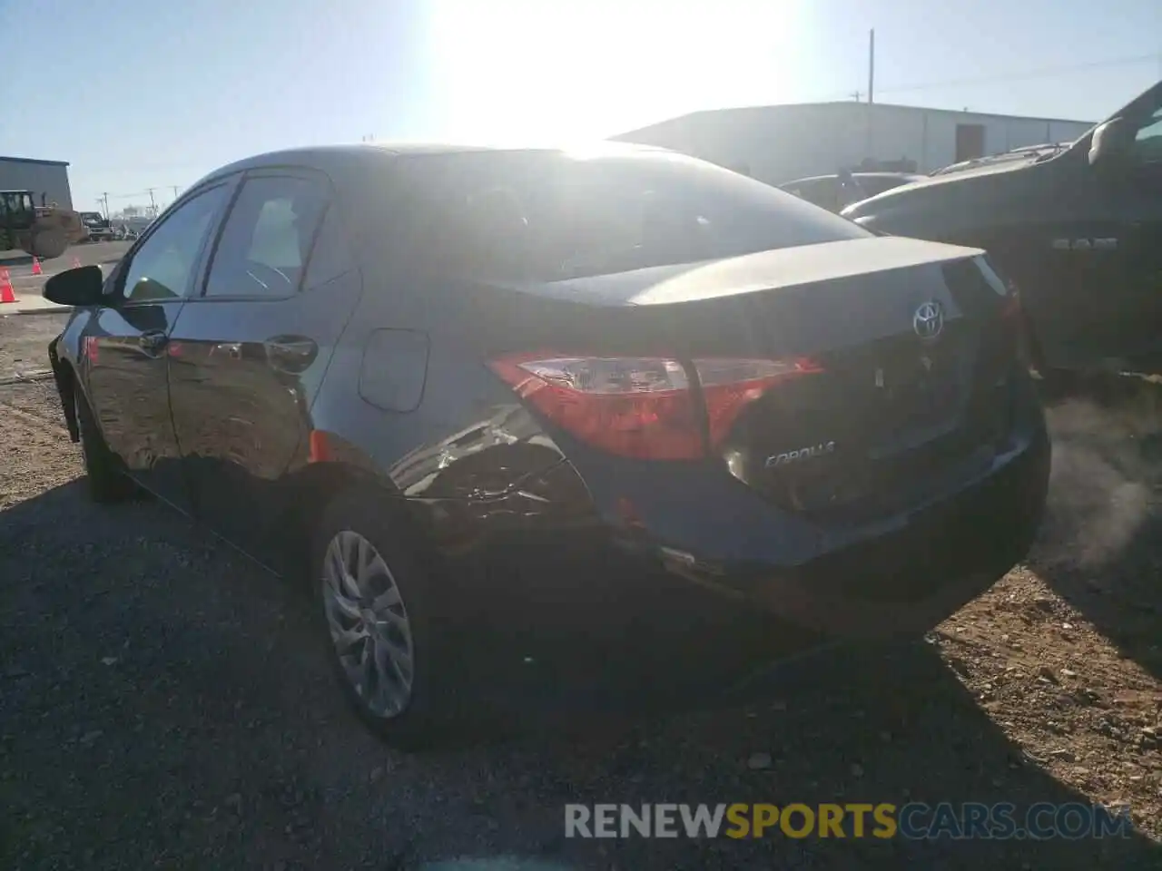 3 Photograph of a damaged car 2T1BURHE7KC198232 TOYOTA COROLLA 2019