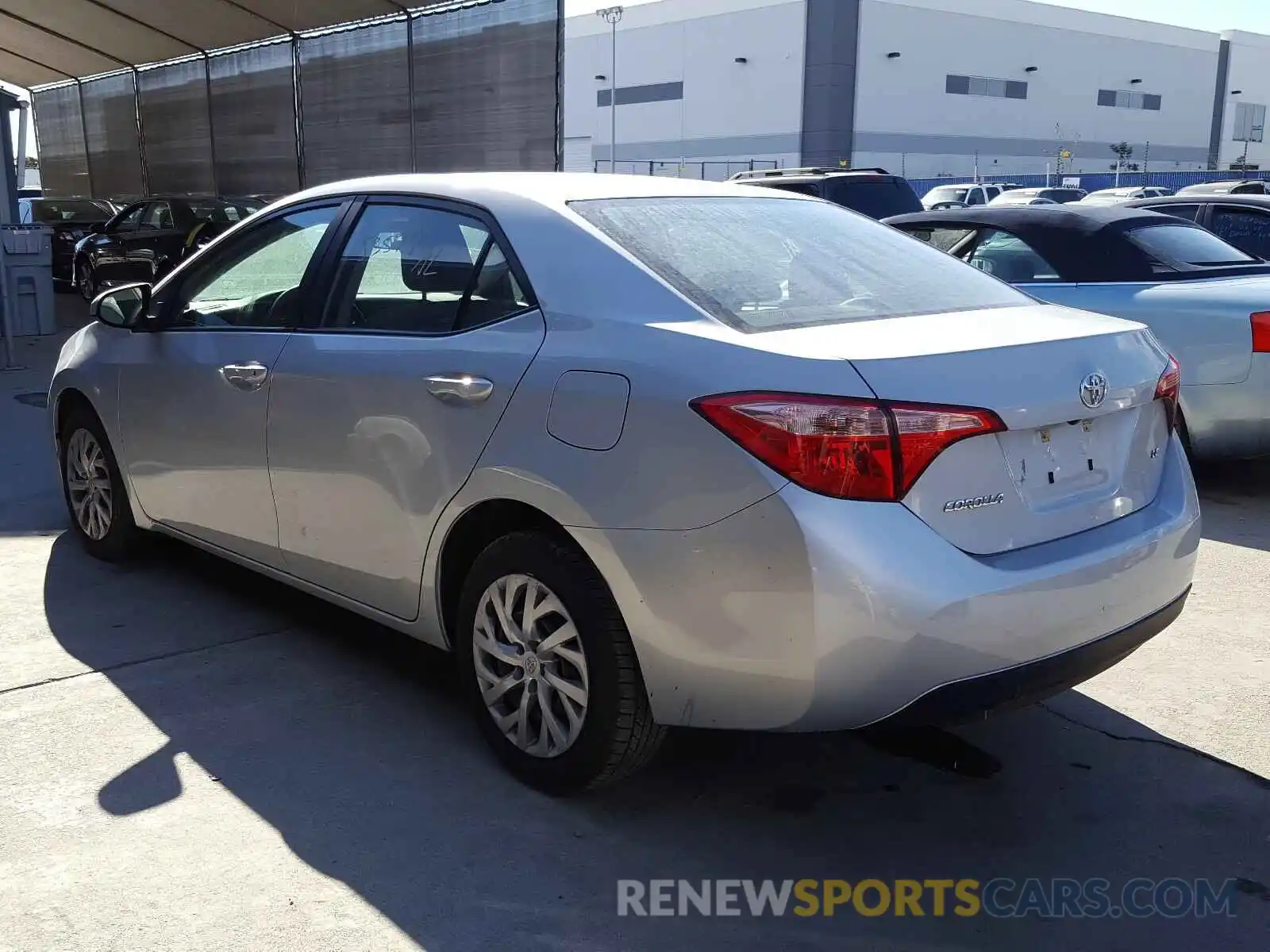 3 Photograph of a damaged car 2T1BURHE7KC200075 TOYOTA COROLLA 2019