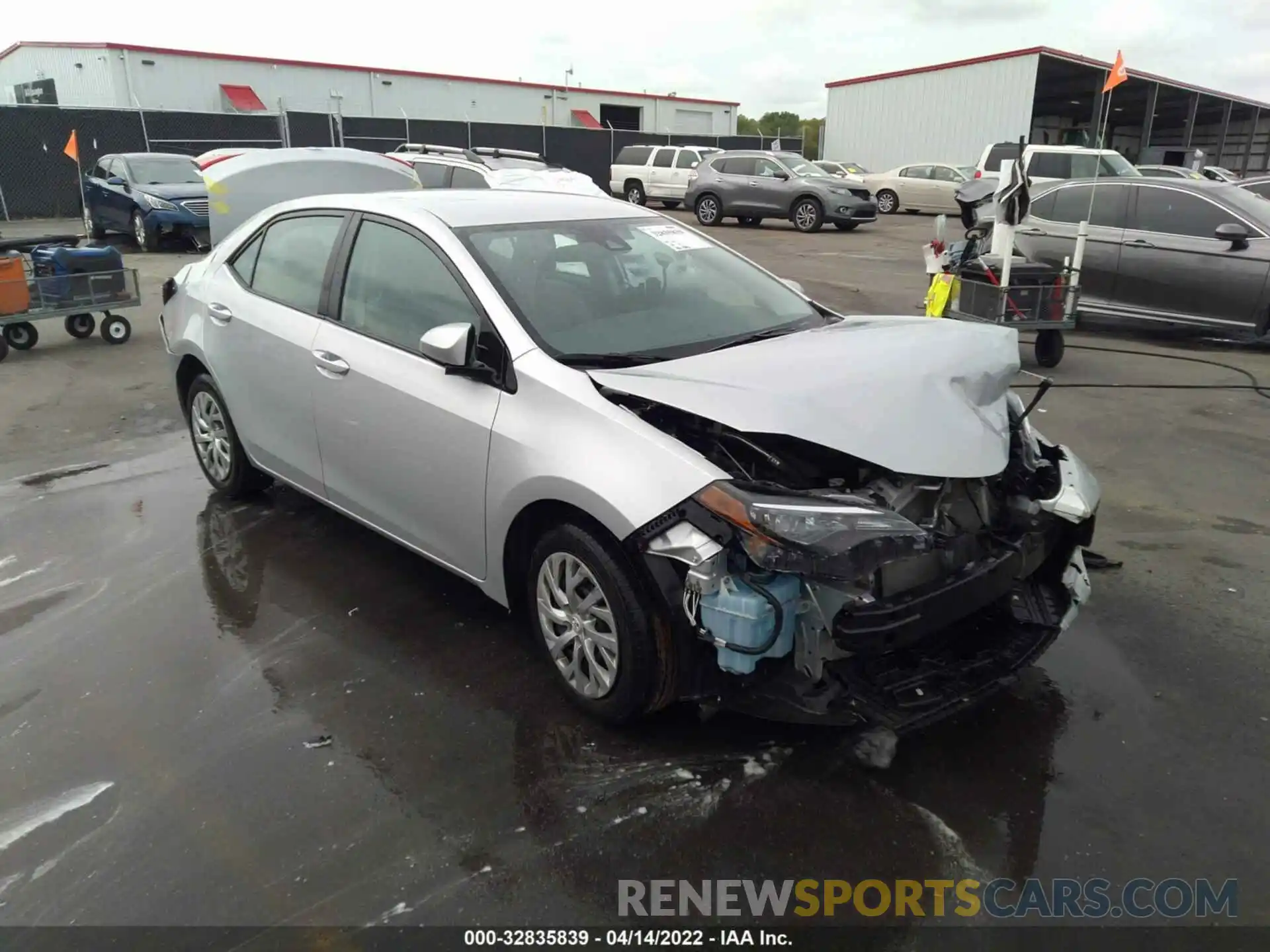 1 Photograph of a damaged car 2T1BURHE7KC200237 TOYOTA COROLLA 2019