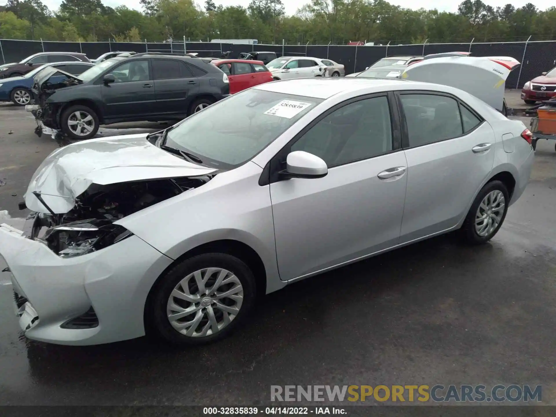 2 Photograph of a damaged car 2T1BURHE7KC200237 TOYOTA COROLLA 2019