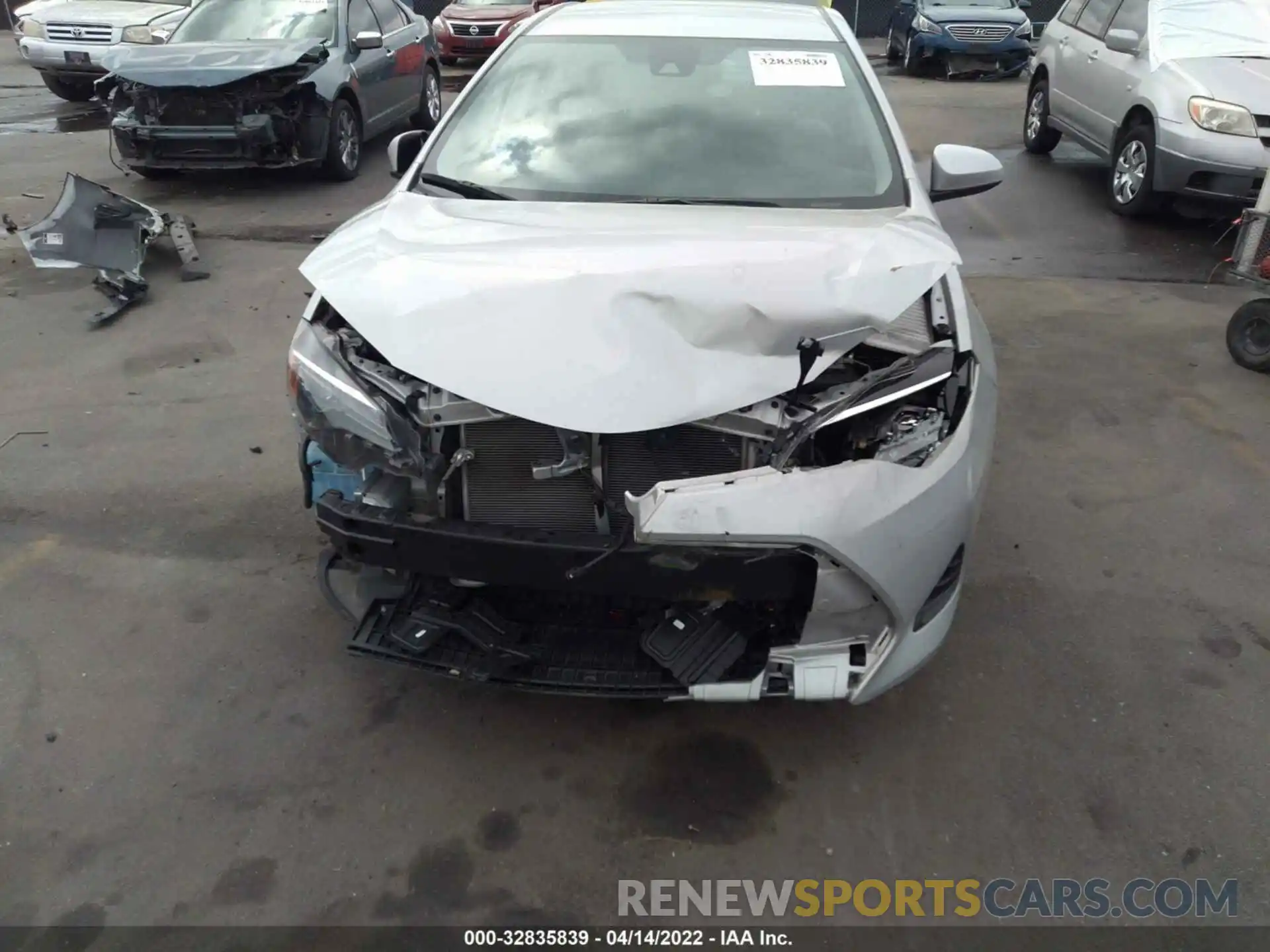 6 Photograph of a damaged car 2T1BURHE7KC200237 TOYOTA COROLLA 2019