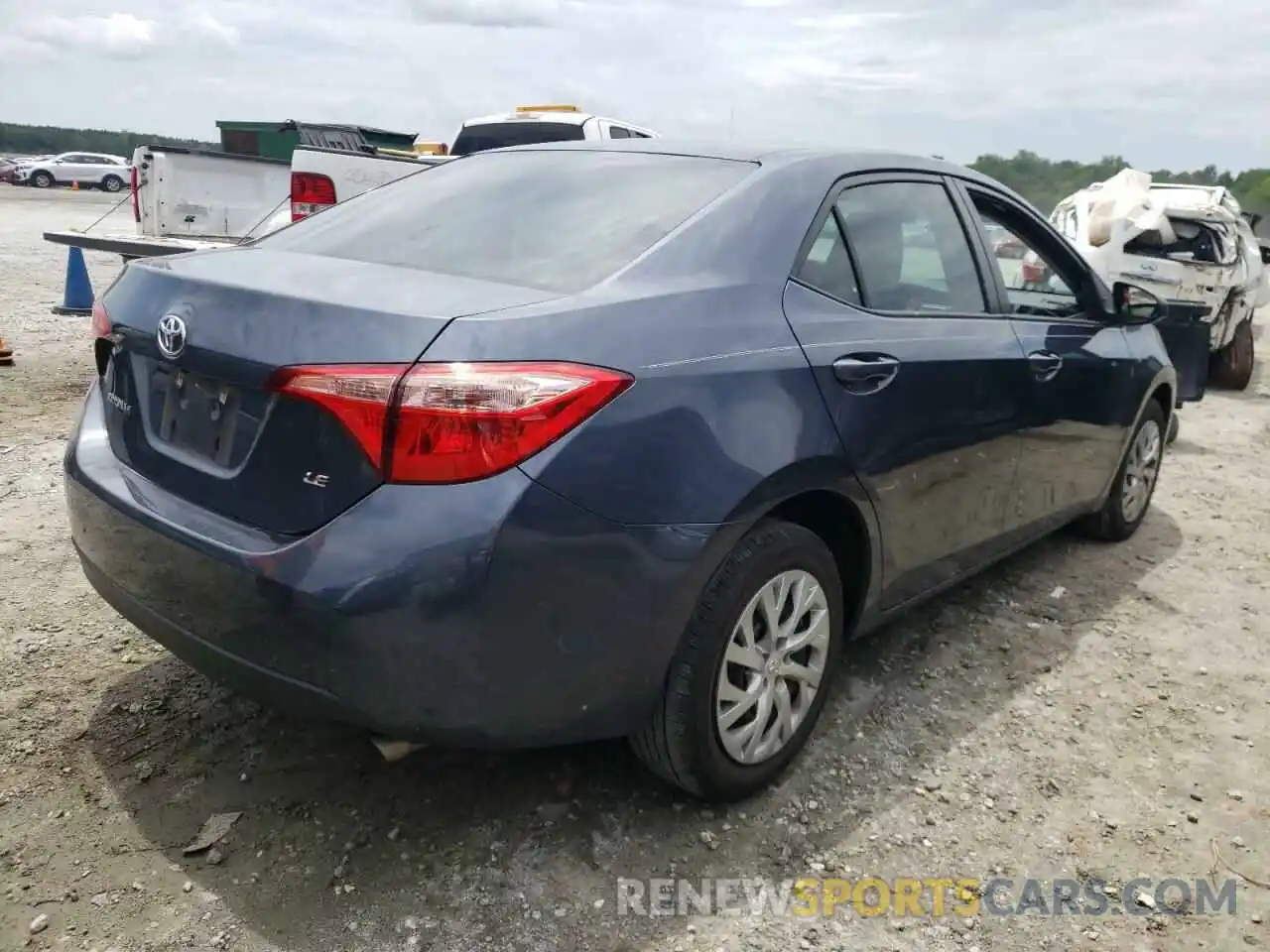 4 Photograph of a damaged car 2T1BURHE7KC200514 TOYOTA COROLLA 2019