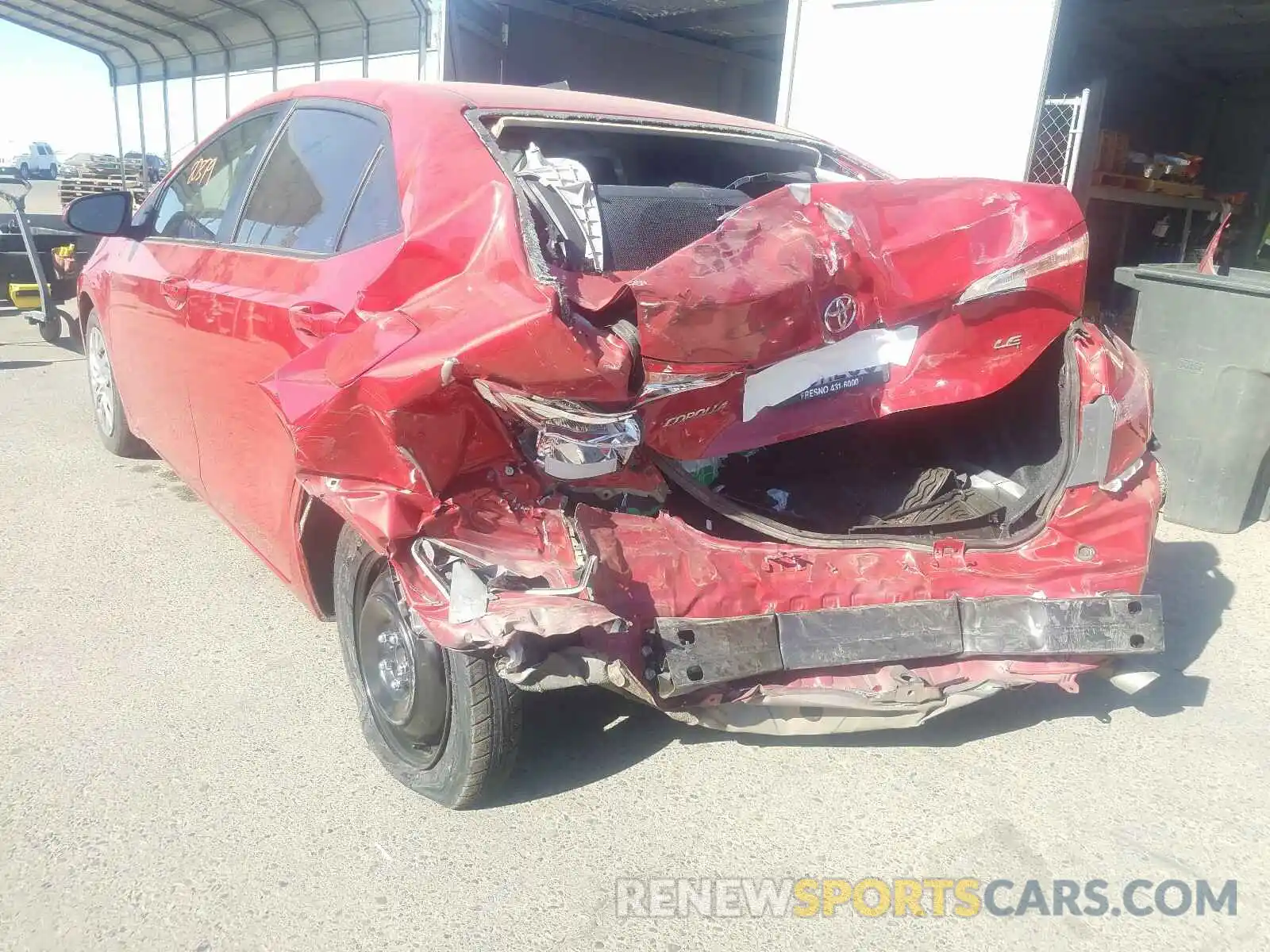 3 Photograph of a damaged car 2T1BURHE7KC202327 TOYOTA COROLLA 2019