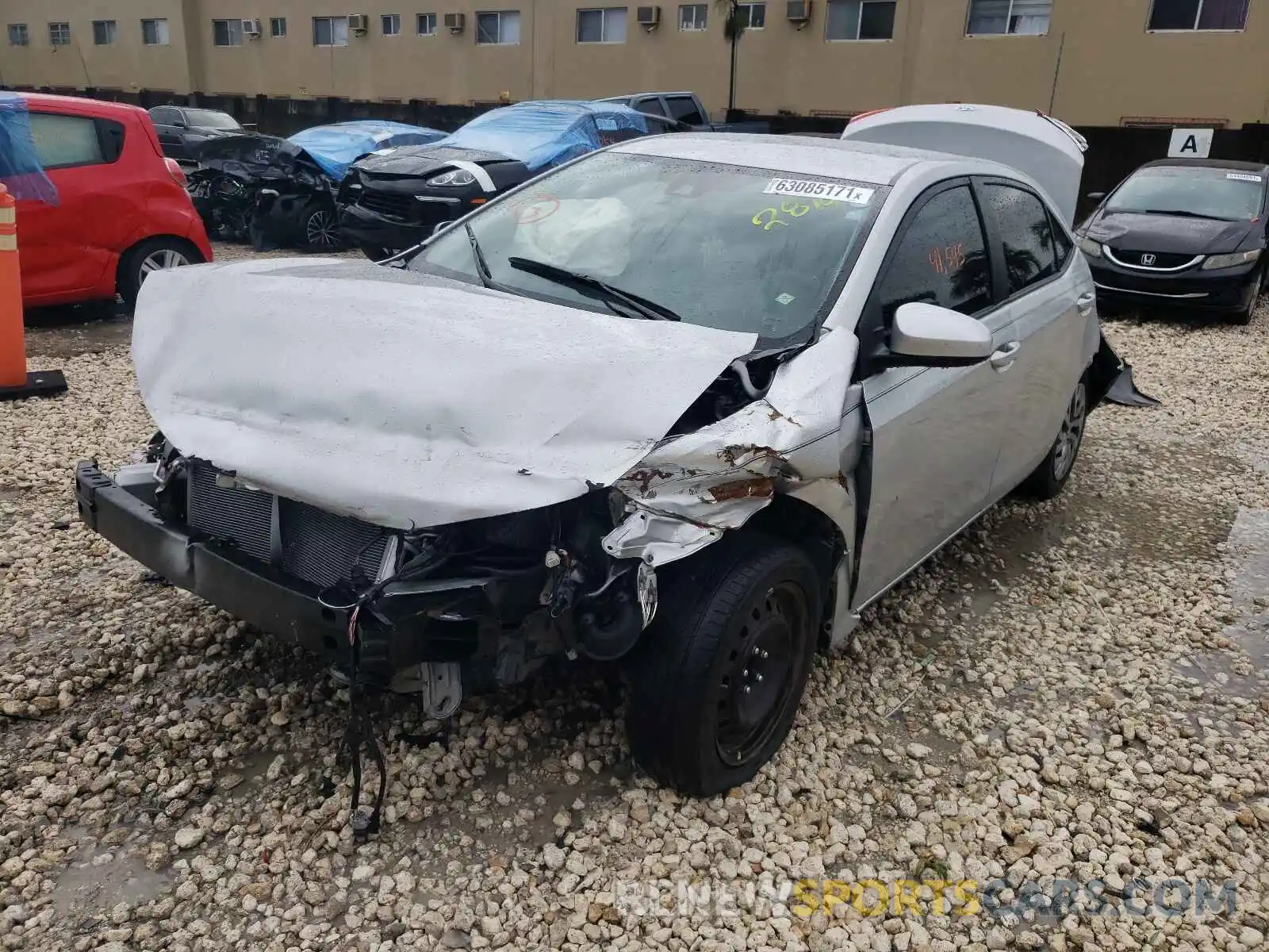 2 Photograph of a damaged car 2T1BURHE7KC202814 TOYOTA COROLLA 2019