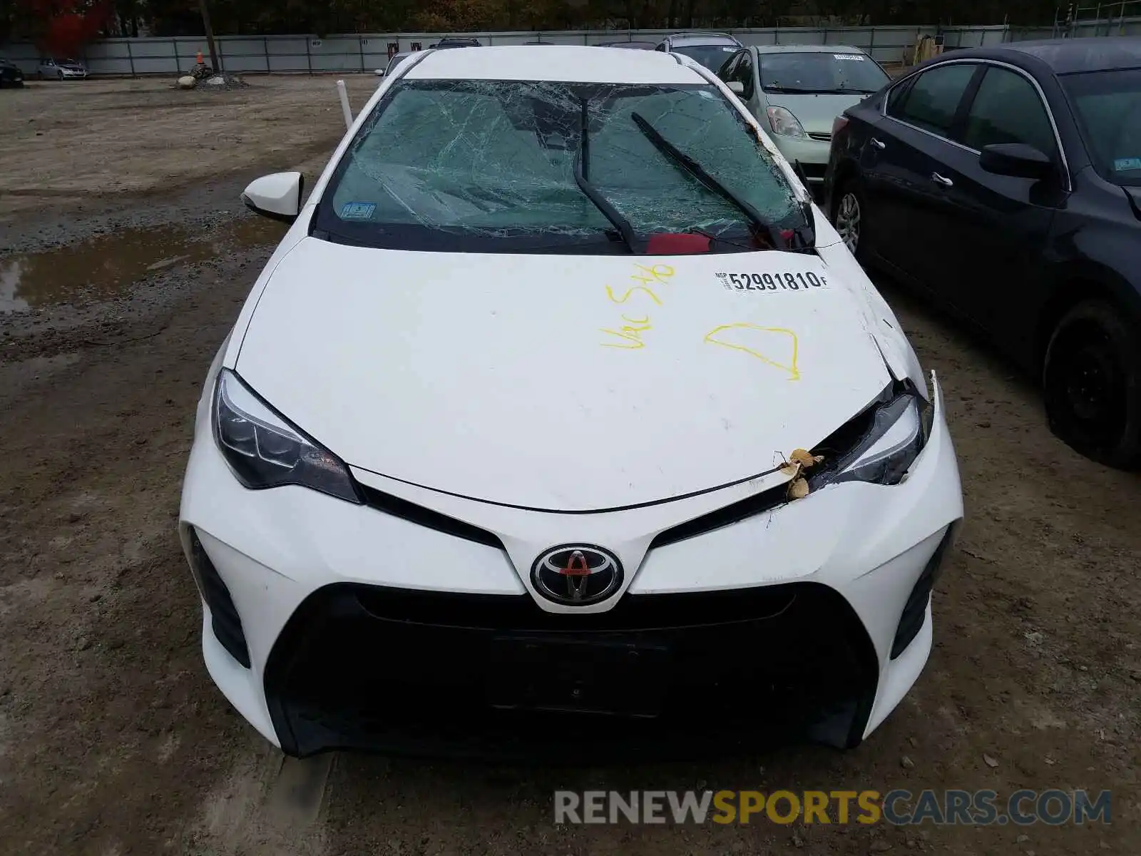 9 Photograph of a damaged car 2T1BURHE7KC203123 TOYOTA COROLLA 2019