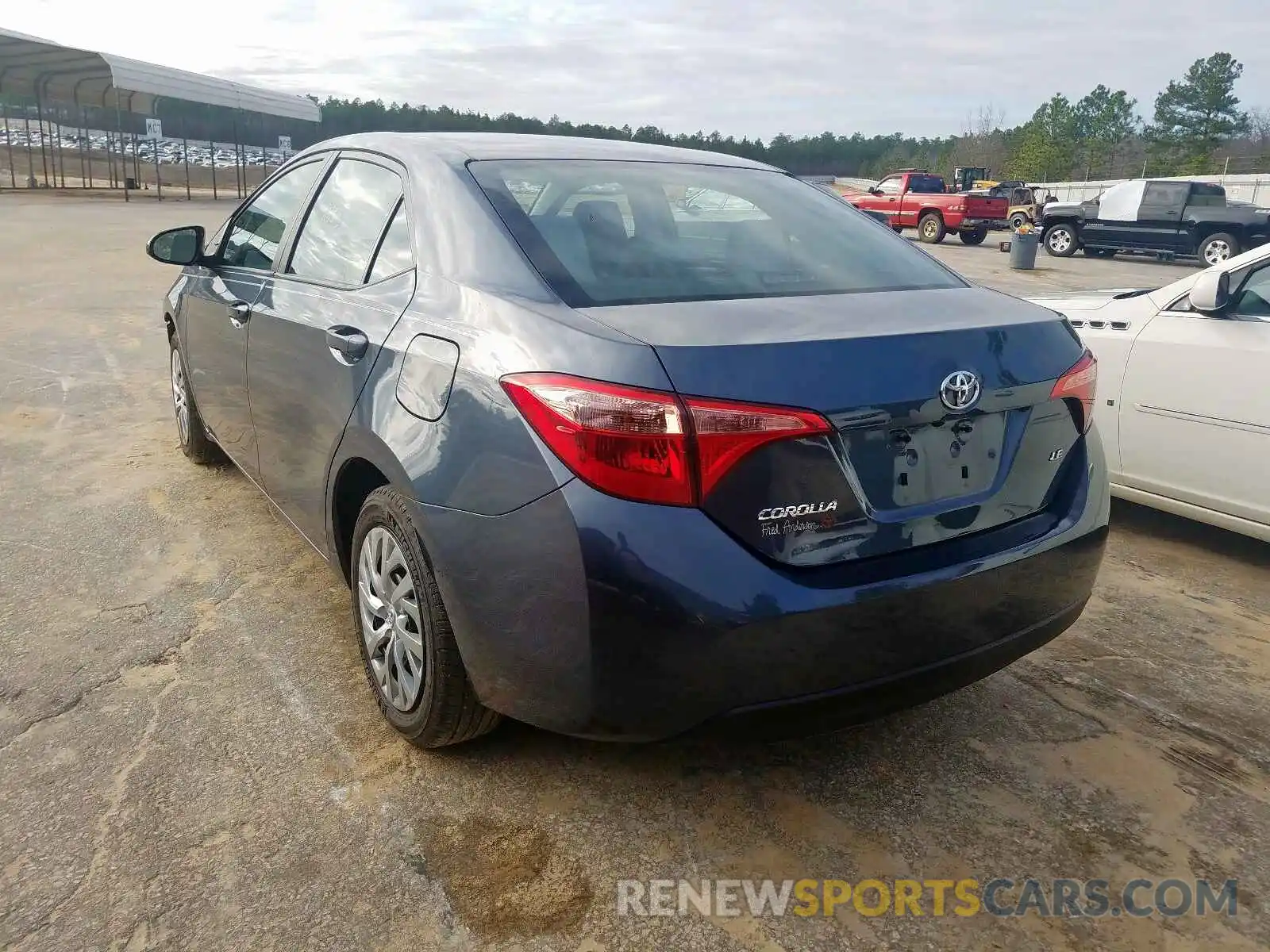 3 Photograph of a damaged car 2T1BURHE7KC203297 TOYOTA COROLLA 2019