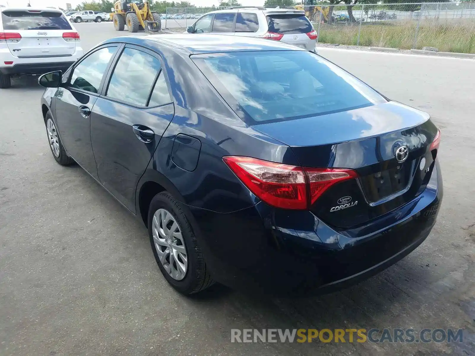 3 Photograph of a damaged car 2T1BURHE7KC203395 TOYOTA COROLLA 2019