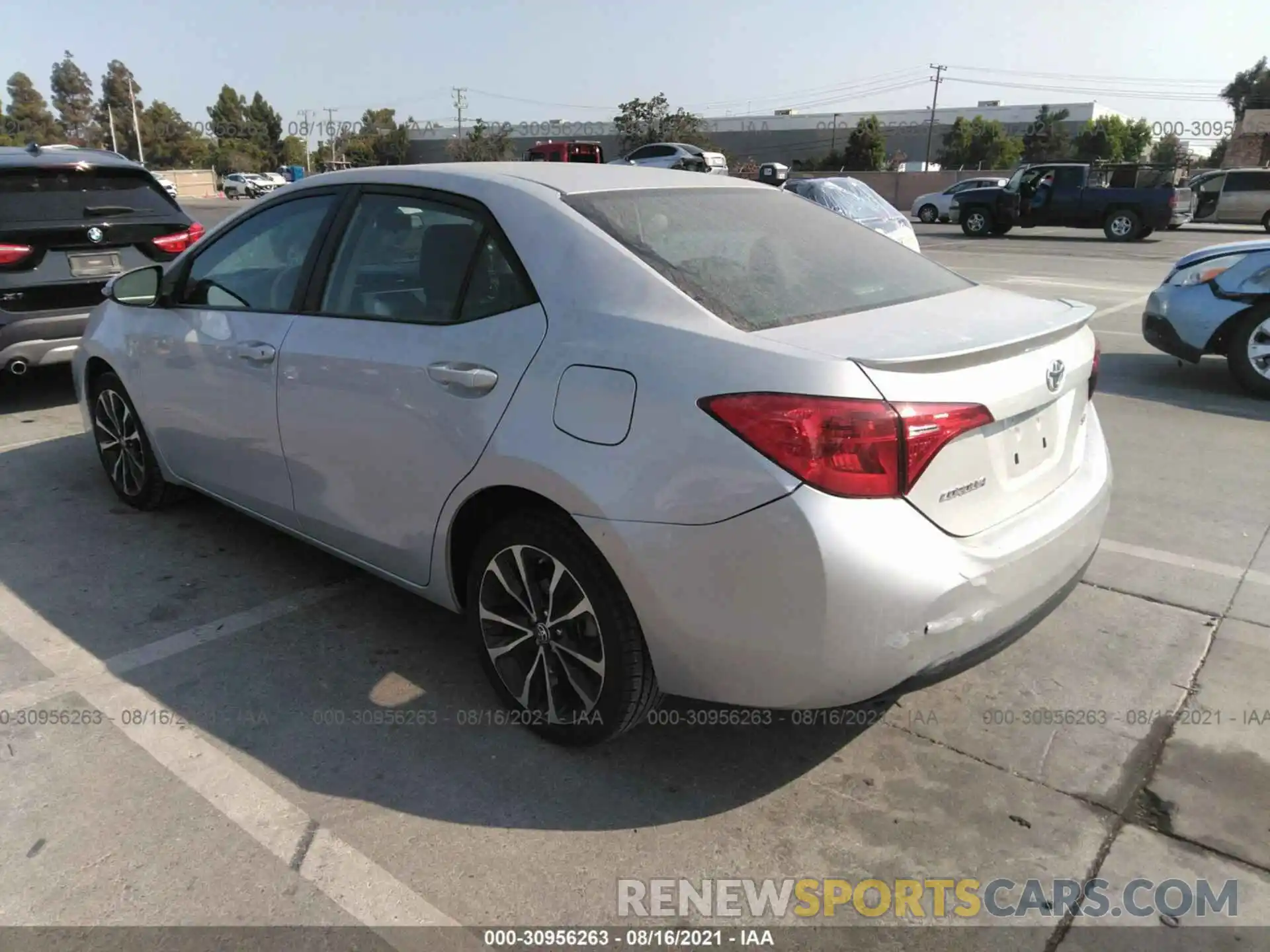 3 Photograph of a damaged car 2T1BURHE7KC204157 TOYOTA COROLLA 2019