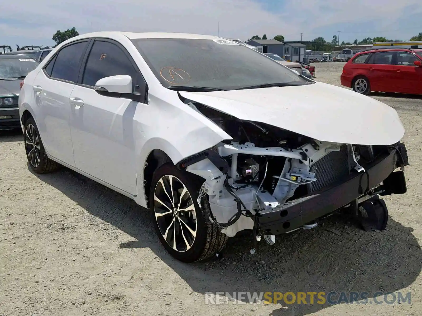 1 Photograph of a damaged car 2T1BURHE7KC204823 TOYOTA COROLLA 2019