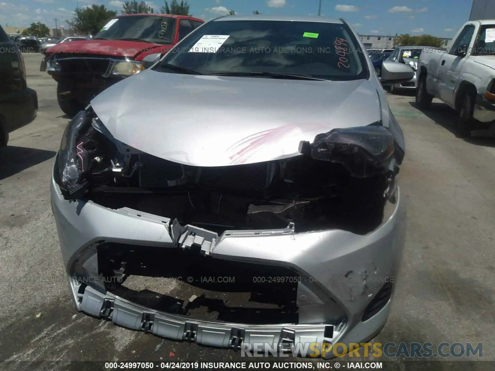 6 Photograph of a damaged car 2T1BURHE7KC204899 TOYOTA COROLLA 2019