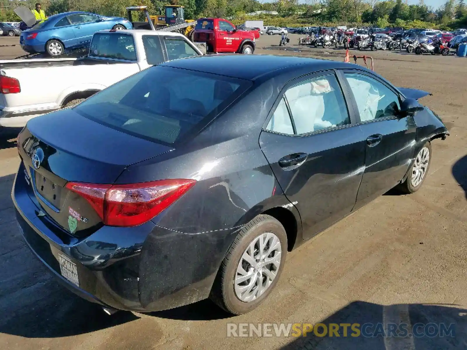 4 Photograph of a damaged car 2T1BURHE7KC205244 TOYOTA COROLLA 2019