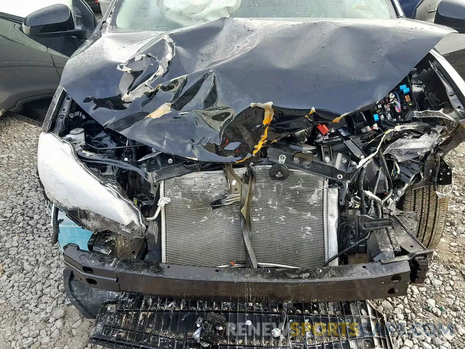 7 Photograph of a damaged car 2T1BURHE7KC206538 TOYOTA COROLLA 2019