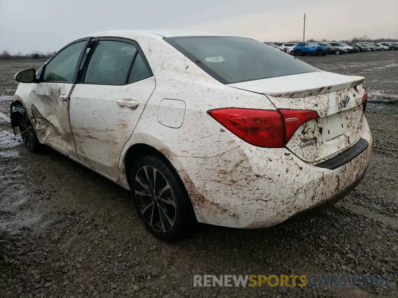 3 Photograph of a damaged car 2T1BURHE7KC207737 TOYOTA COROLLA 2019