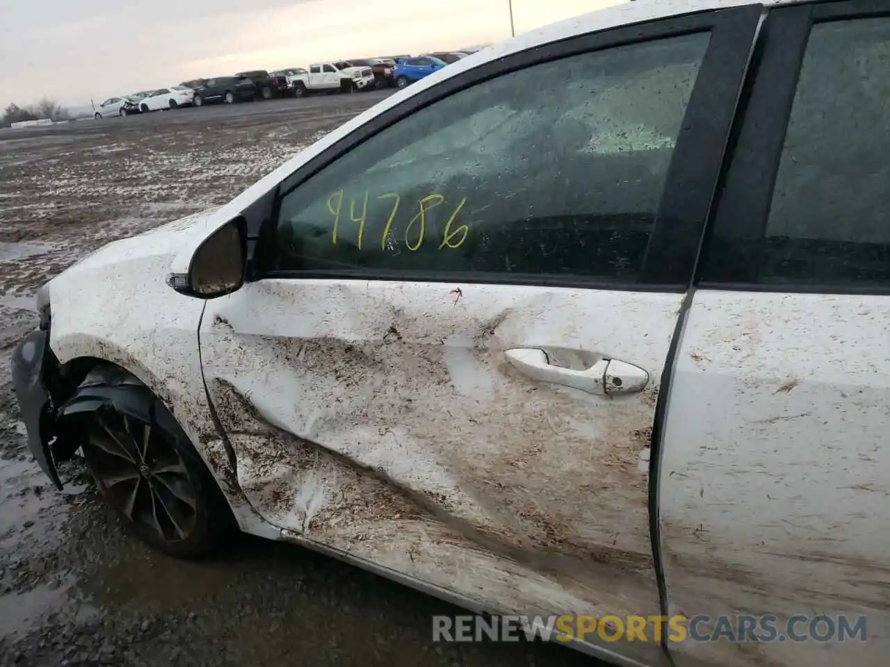 9 Photograph of a damaged car 2T1BURHE7KC207737 TOYOTA COROLLA 2019