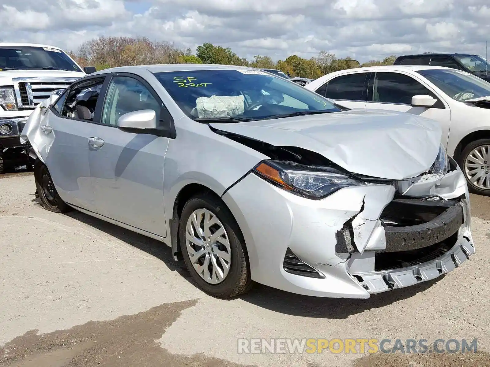 1 Photograph of a damaged car 2T1BURHE7KC208595 TOYOTA COROLLA 2019