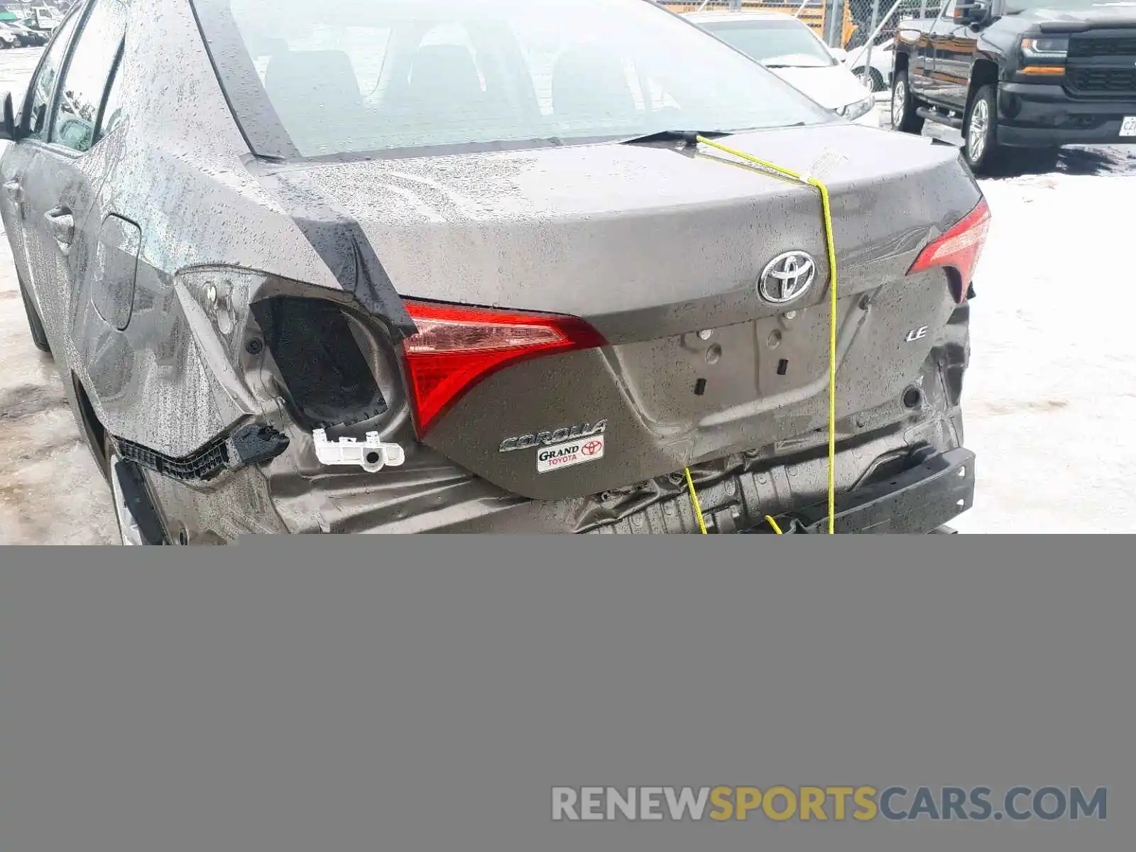 9 Фотография поврежденного автомобиля 2T1BURHE7KC208967 TOYOTA COROLLA 2019