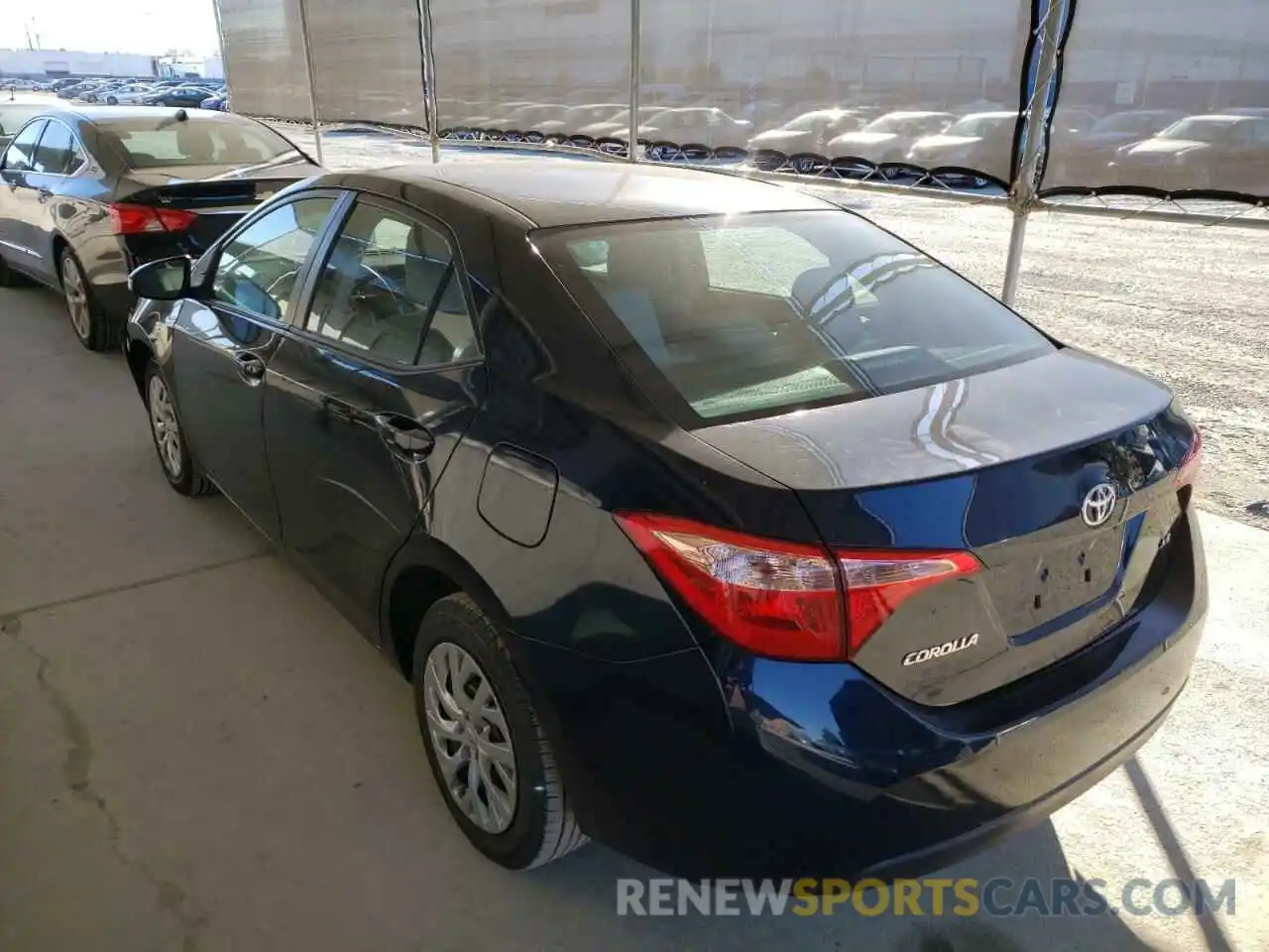 3 Photograph of a damaged car 2T1BURHE7KC209133 TOYOTA COROLLA 2019