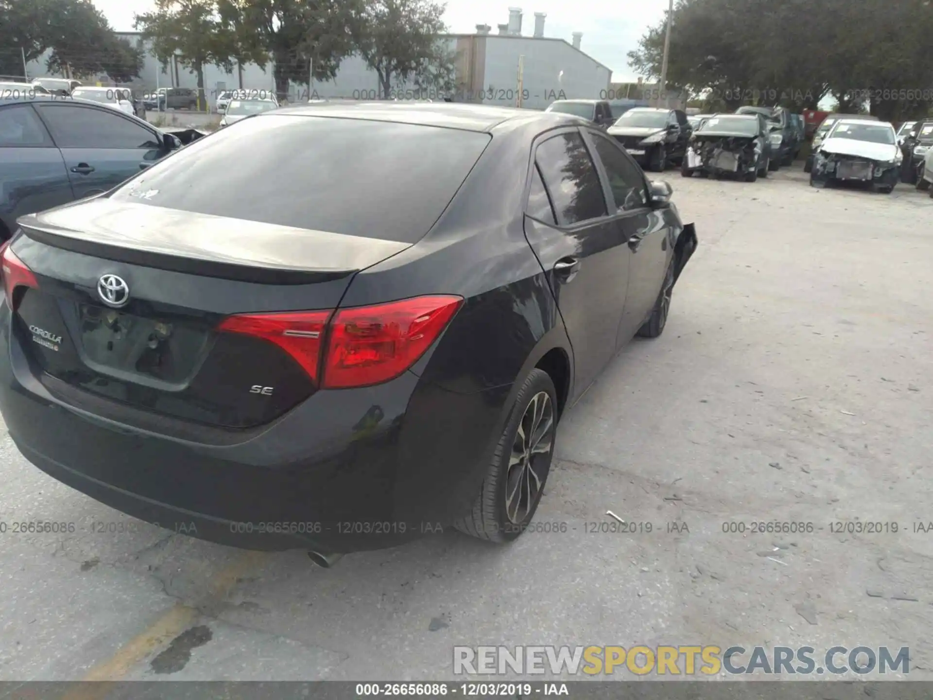 4 Photograph of a damaged car 2T1BURHE7KC210122 TOYOTA COROLLA 2019