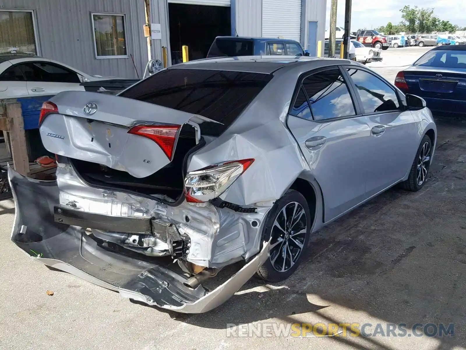 4 Photograph of a damaged car 2T1BURHE7KC210797 TOYOTA COROLLA 2019